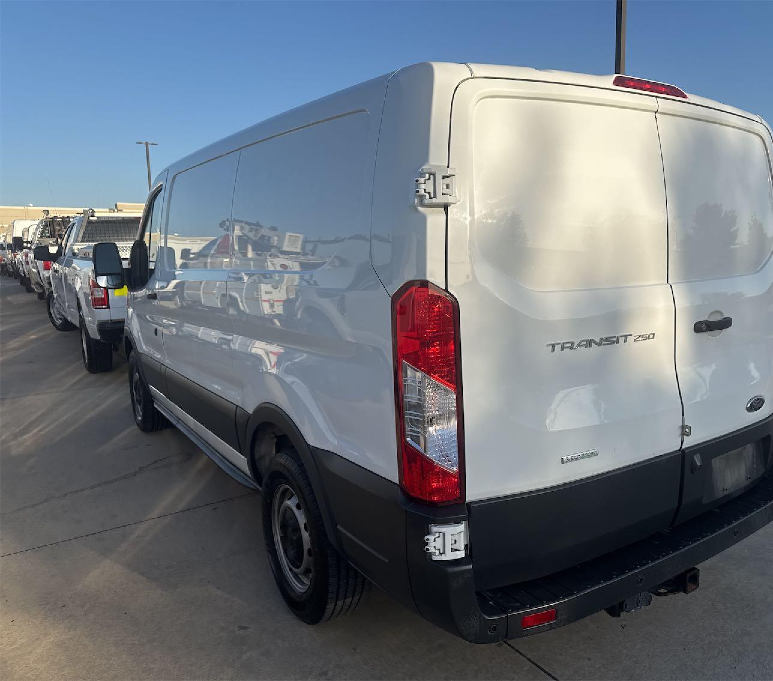 2018 Ford Transit T-250 vin: 1FTYR1YG3JKA45097