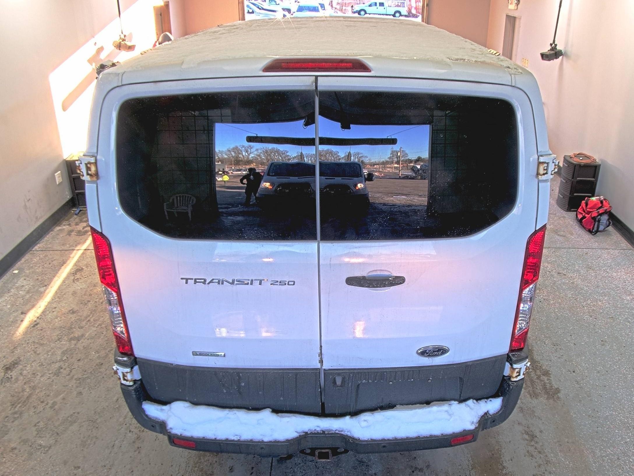 2017 Ford Transit T-250 vin: 1FTYR1YG9HKA57443