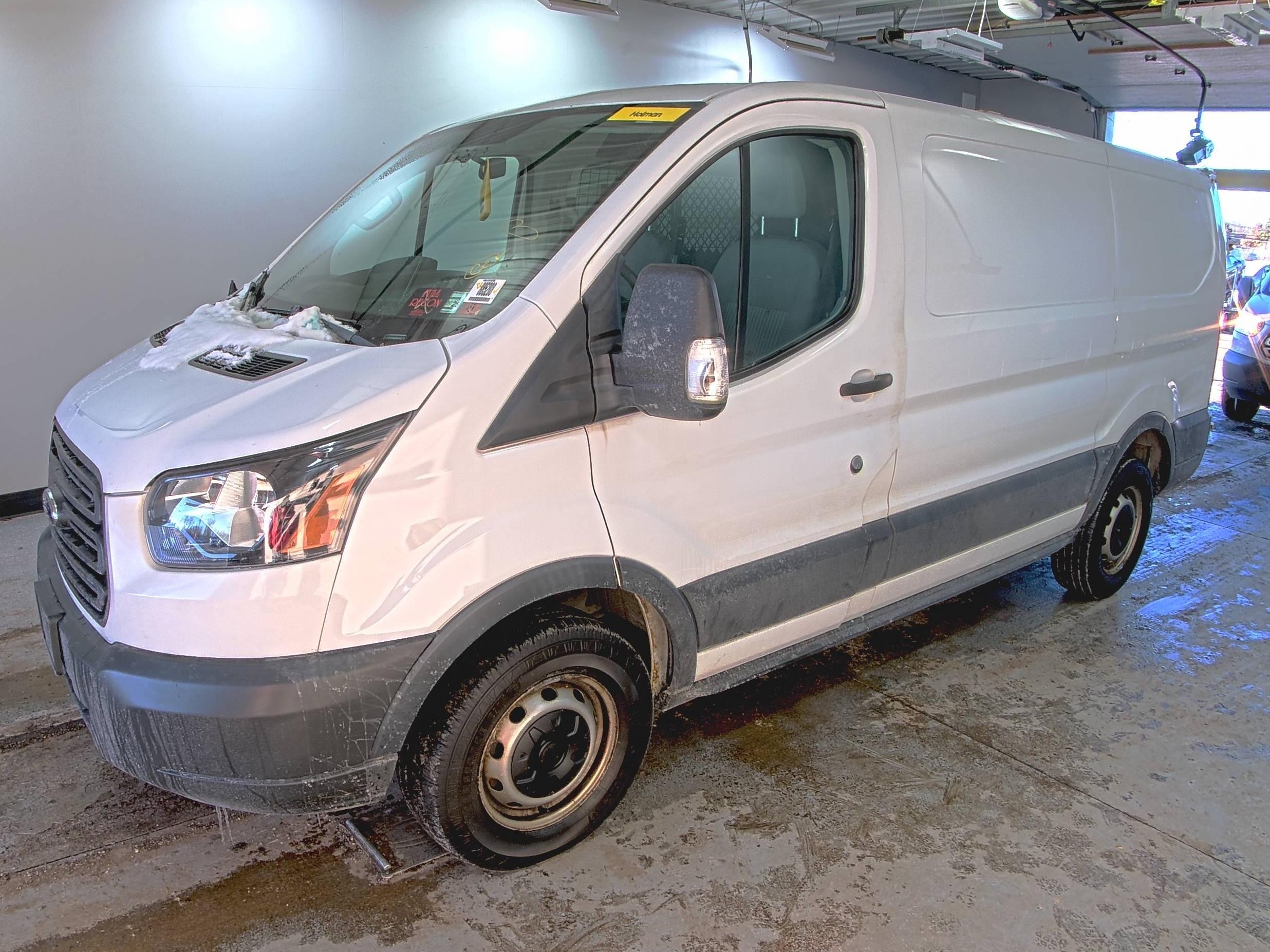 2017 Ford Transit T-250 vin: 1FTYR1YG9HKA57443