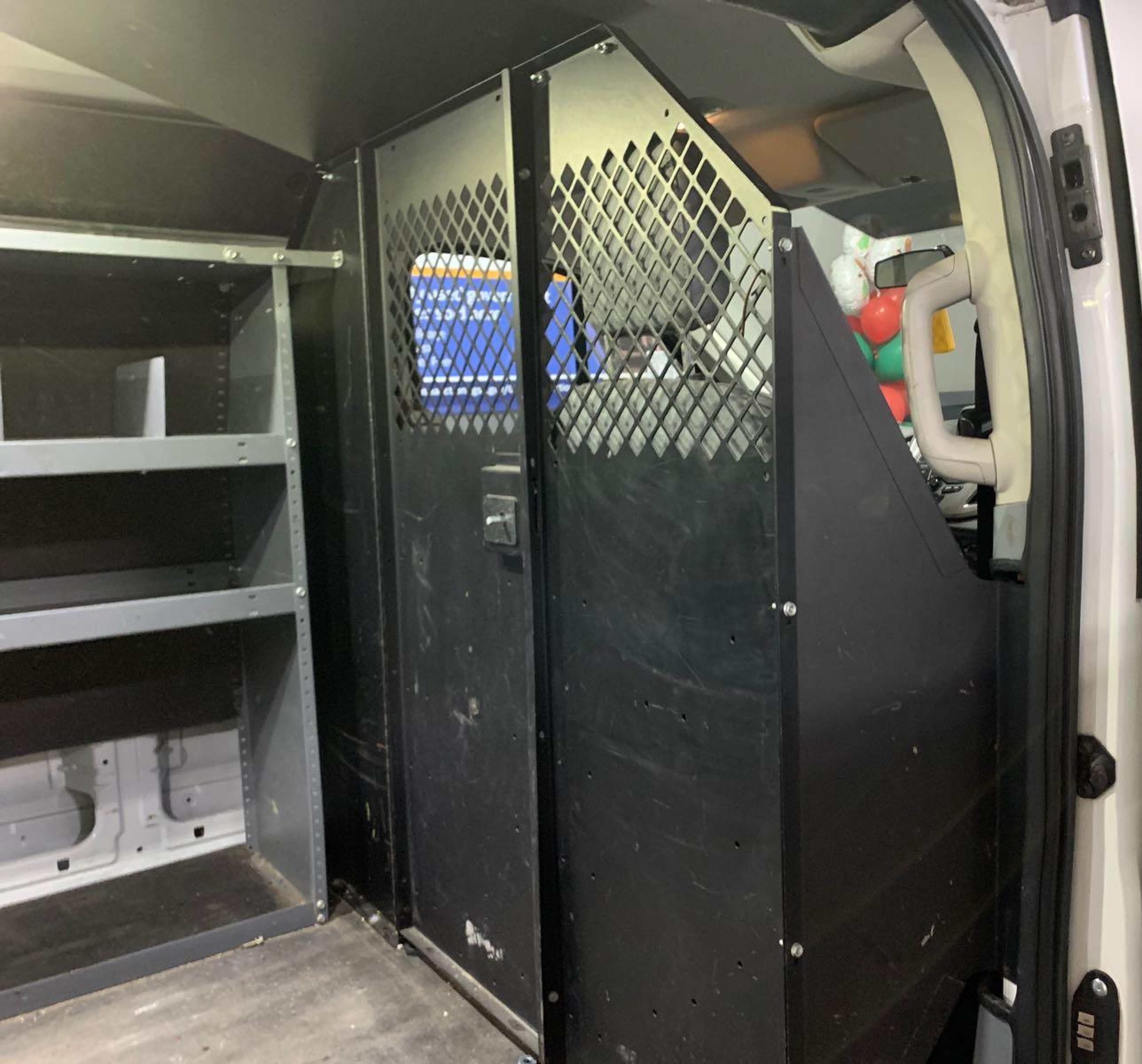 2017 Ford Transit-250   vin: 1FTYR1YG9HKA57443