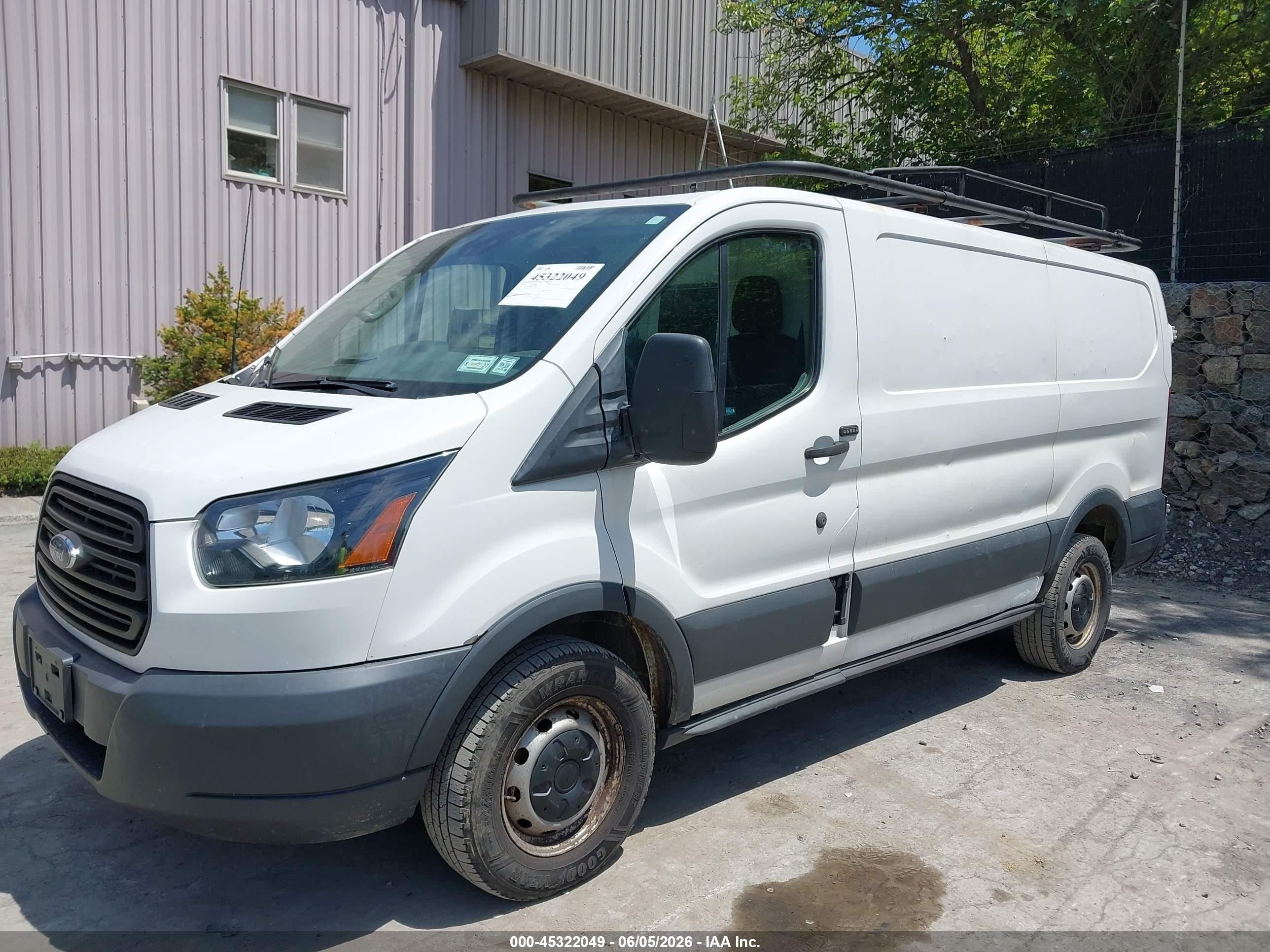 2017 Ford Transit-250   White vin: 1FTYR1YM0HKA36051