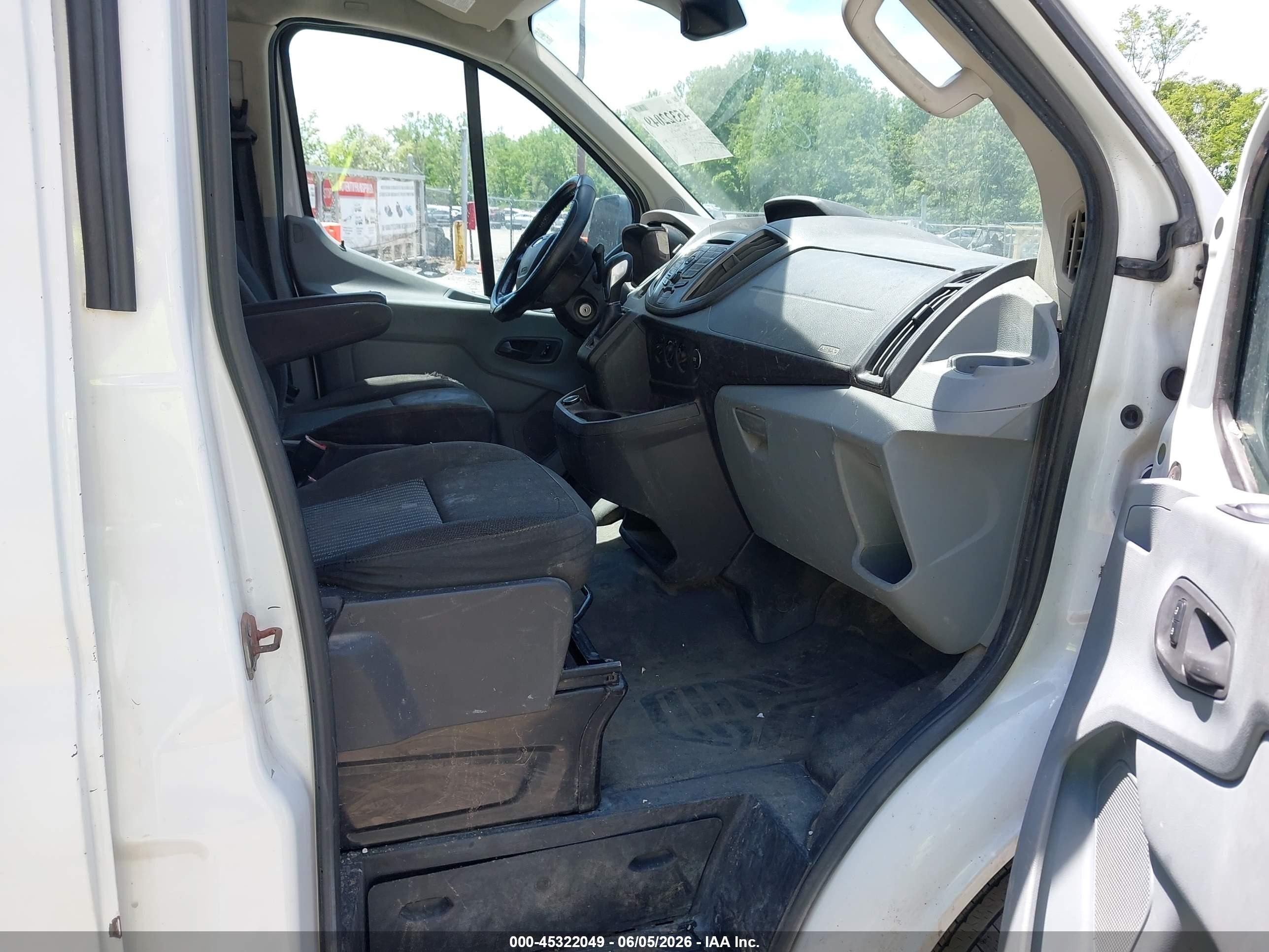 2017 Ford Transit-250   White vin: 1FTYR1YM0HKA36051