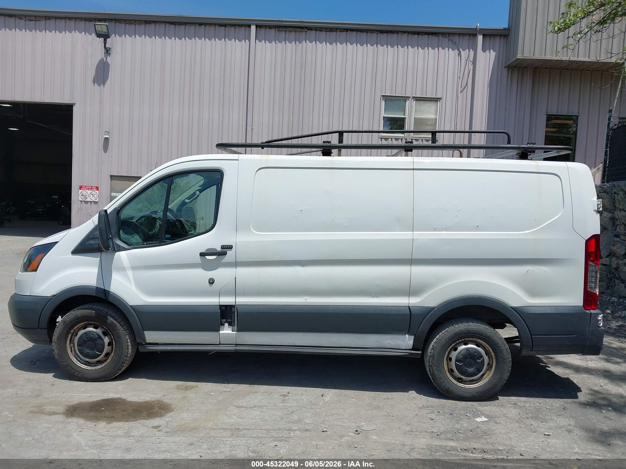 2017 Ford Transit-250   White vin: 1FTYR1YM0HKA36051