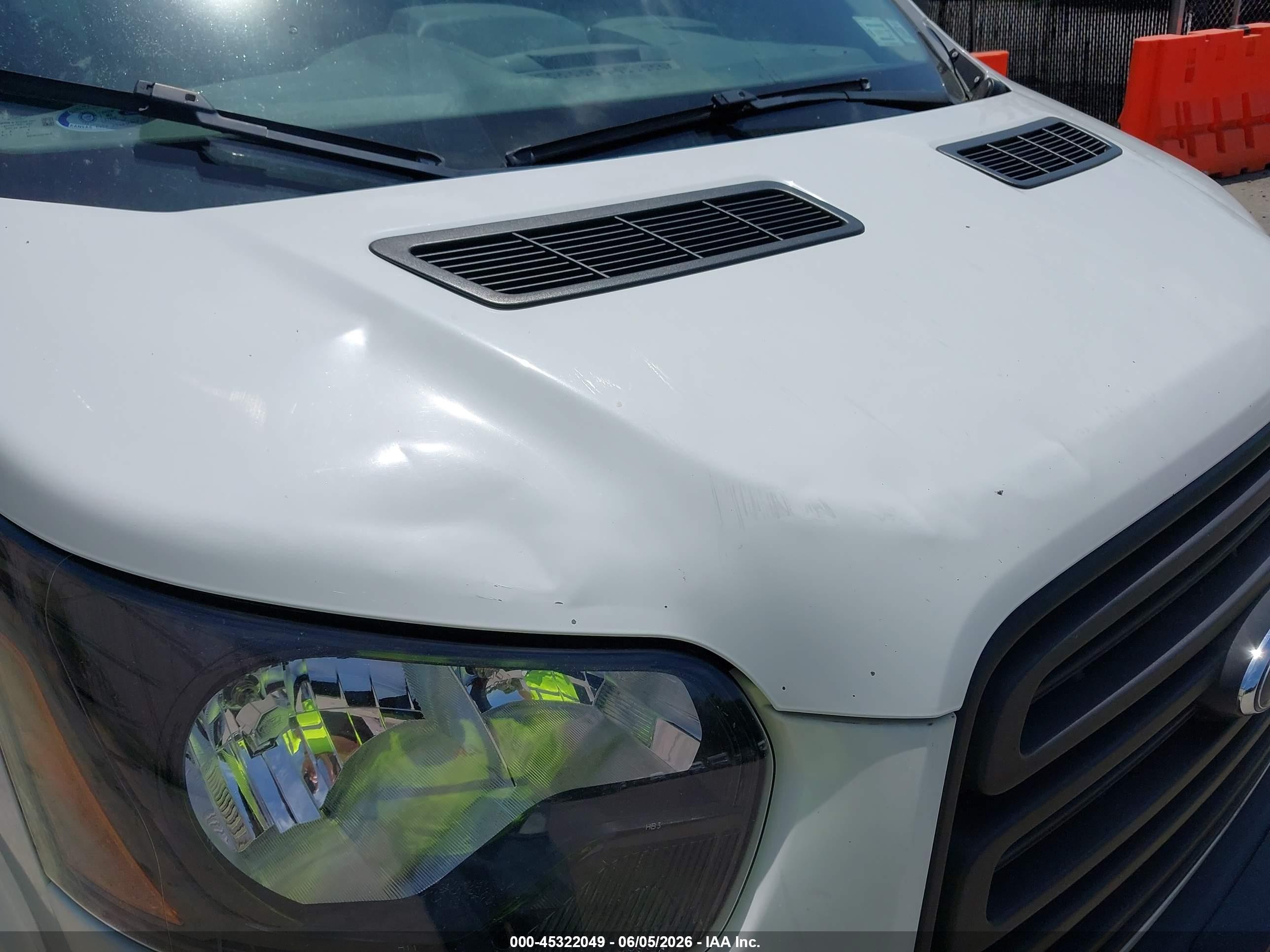 2017 Ford Transit-250   White vin: 1FTYR1YM0HKA36051