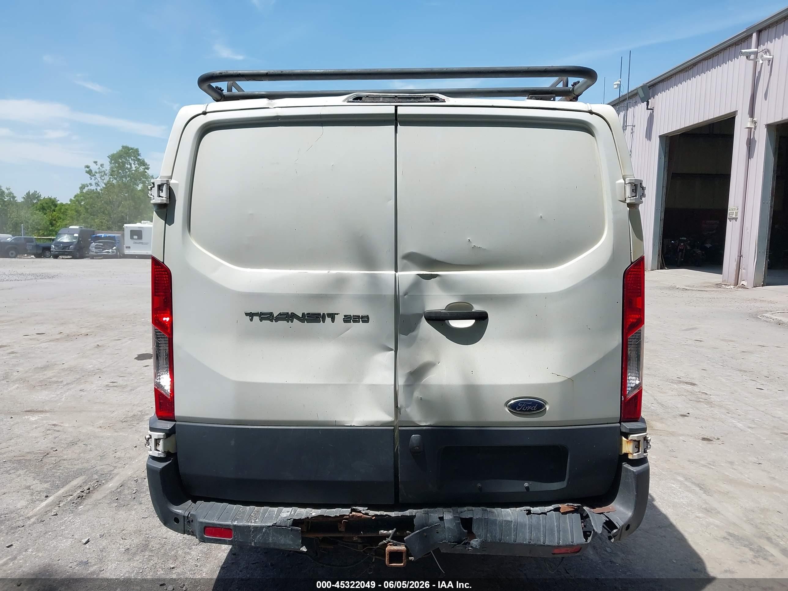 2017 Ford Transit-250   White vin: 1FTYR1YM0HKA36051