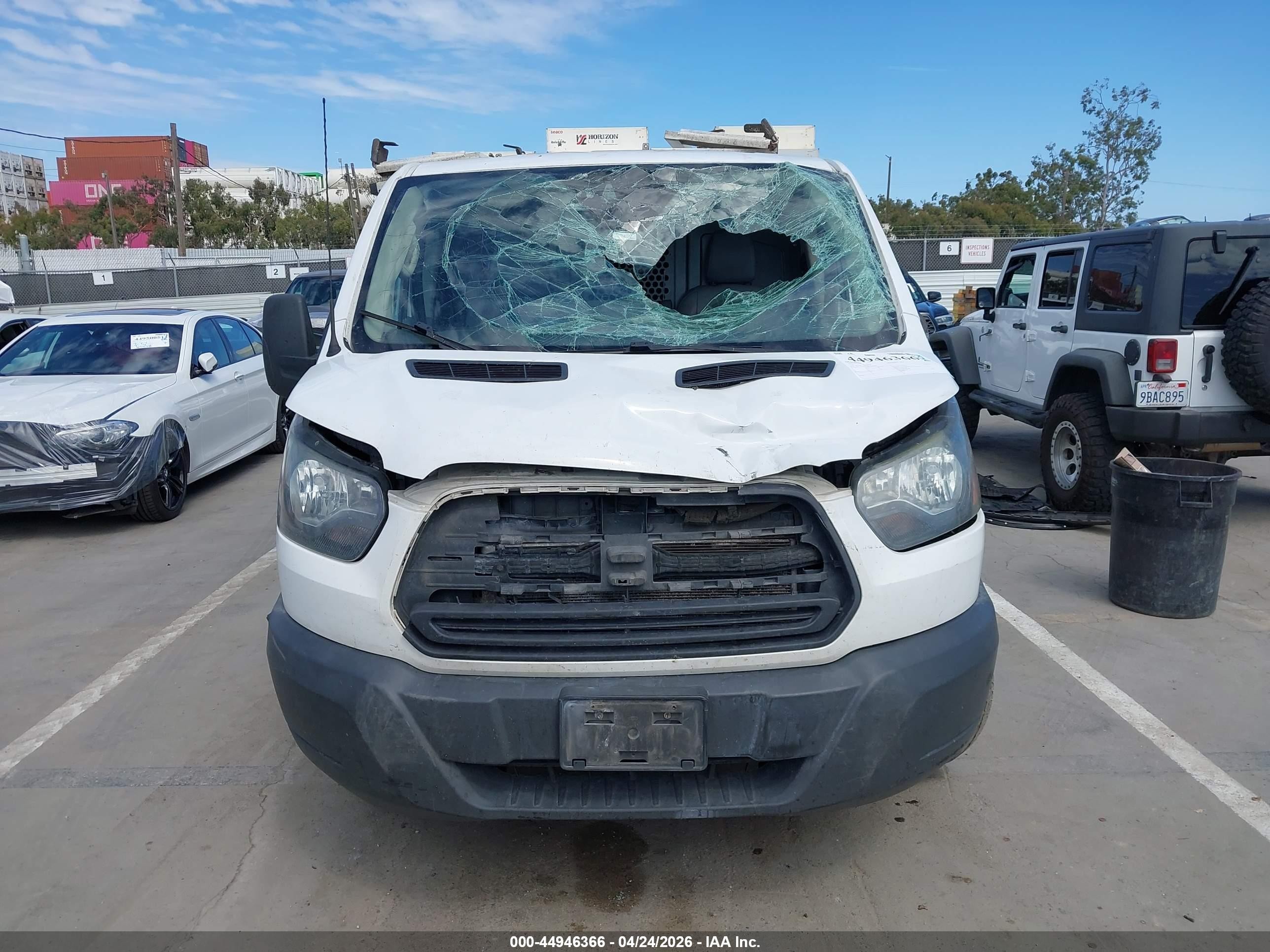 2017 Ford Transit-250 White vin: 1FTYR1YM5HKA25434