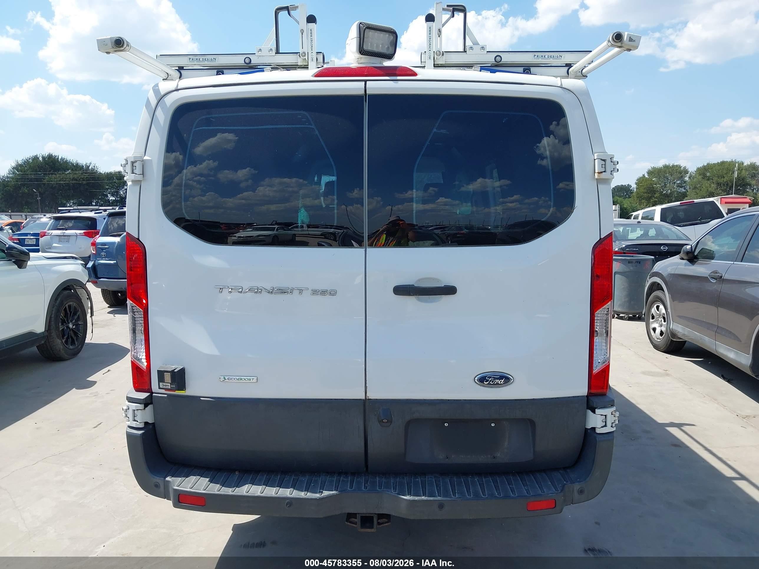 2016 Ford Transit-250 White vin: 1FTYR1ZG9GKB56714
