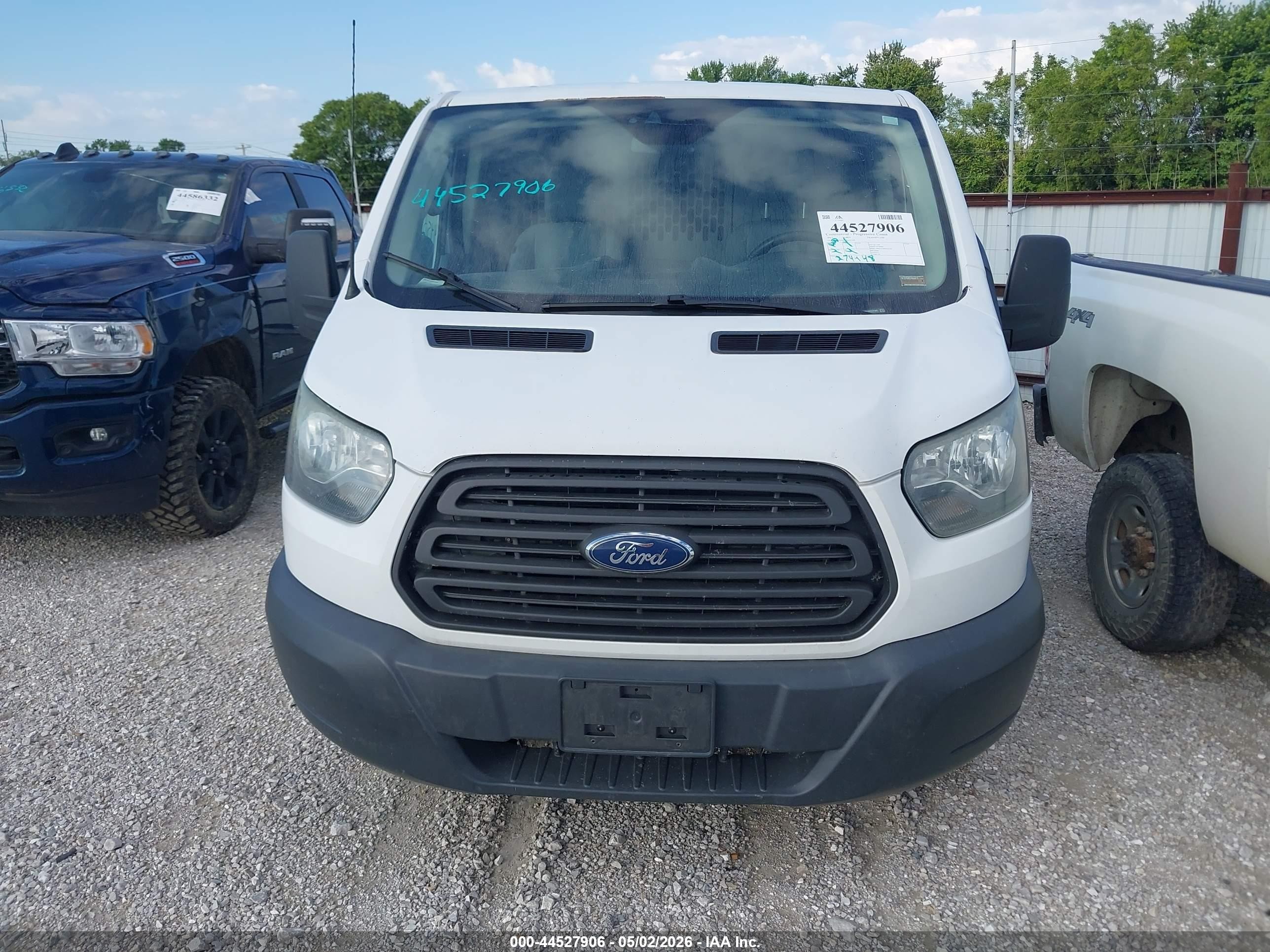 2017 Ford Transit-250 White vin: 1FTYR1ZM1HKA27549