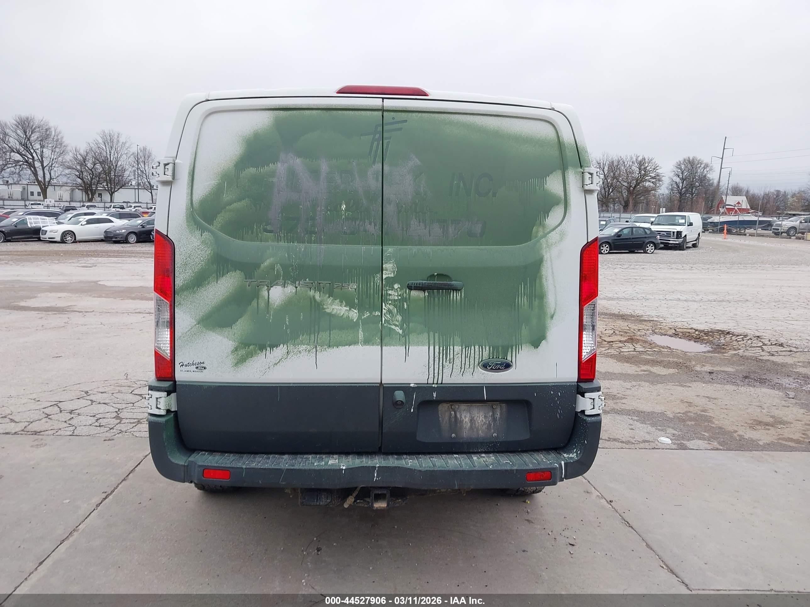 2017 Ford Transit-250 White vin: 1FTYR1ZM1HKA27549