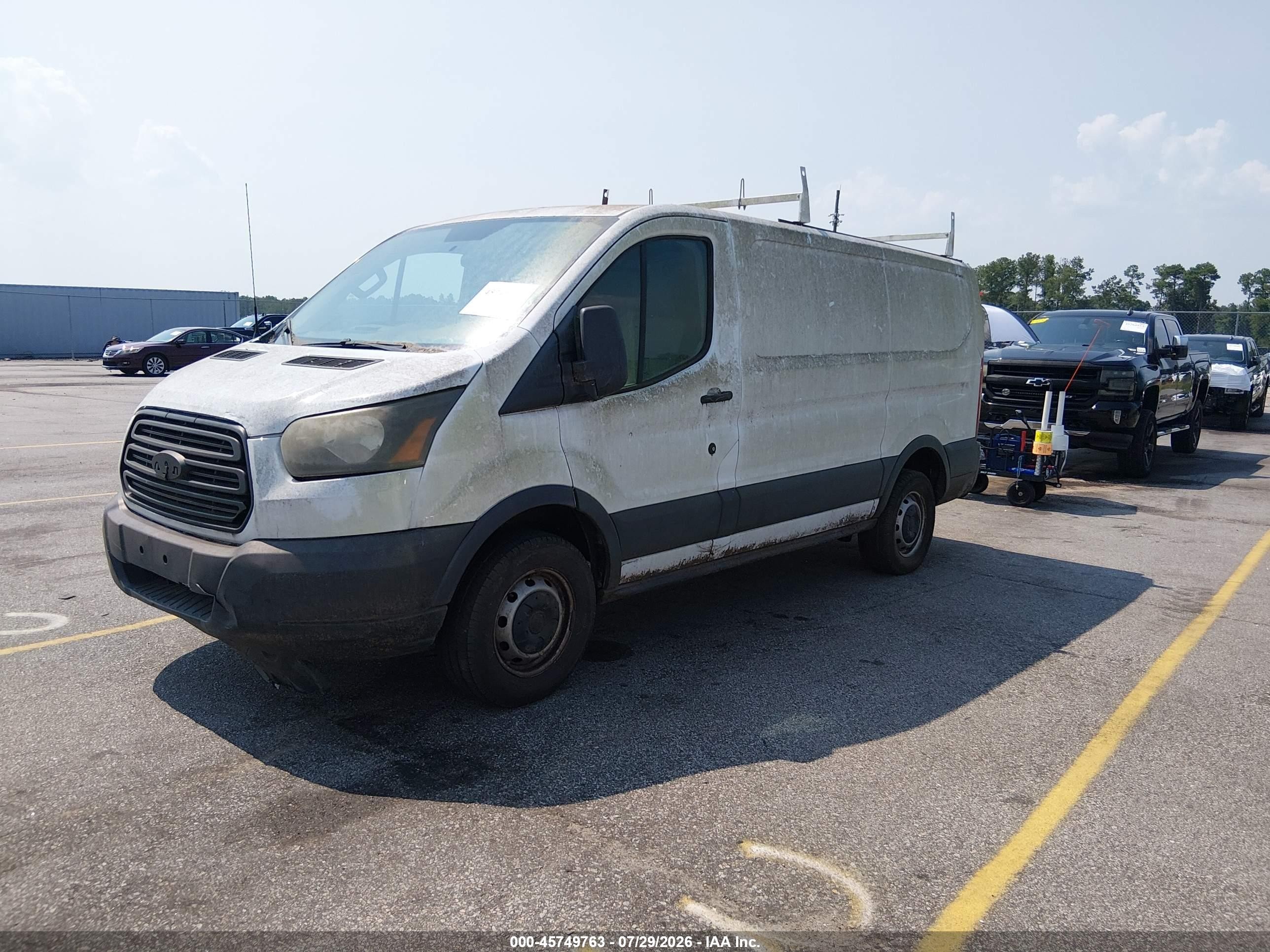 2015 Ford Transit-250   White vin: 1FTYR1ZM2FKA79575