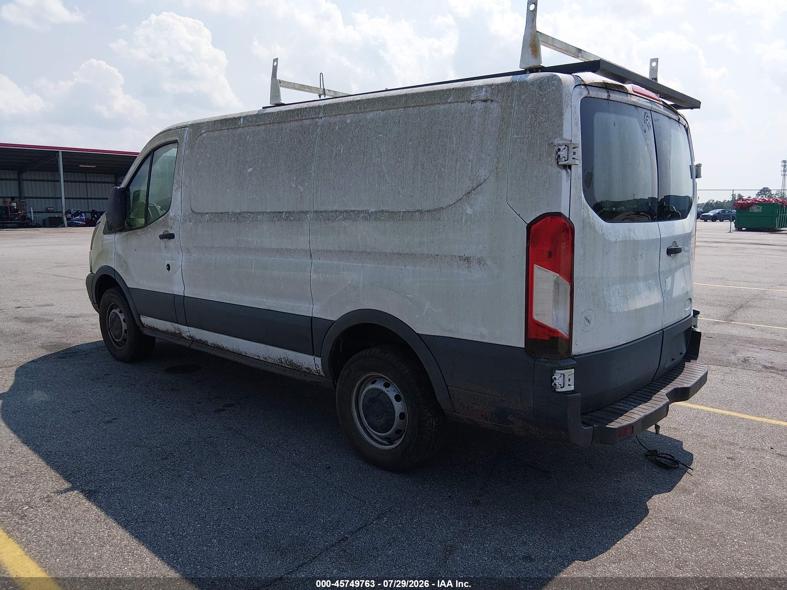 2015 Ford Transit-250   White vin: 1FTYR1ZM2FKA79575