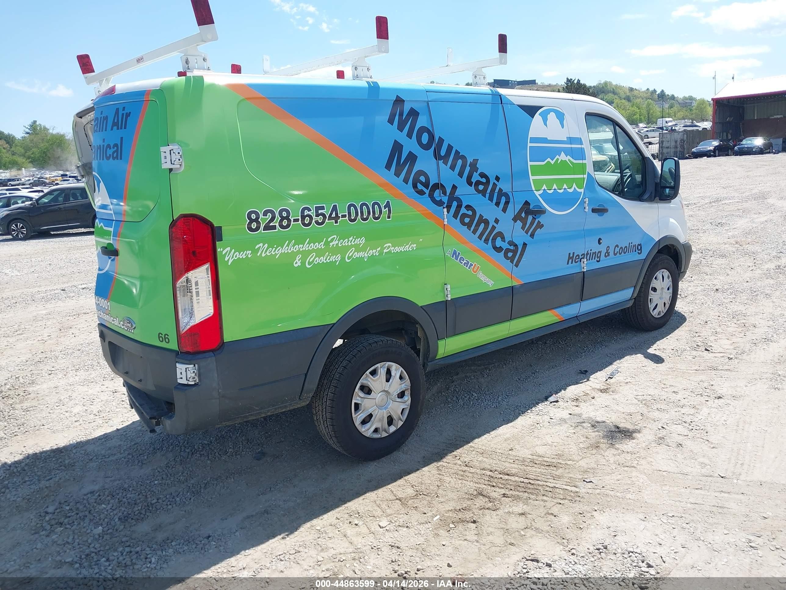 2018 Ford Transit-250   White vin: 1FTYR1ZM5JKA64674