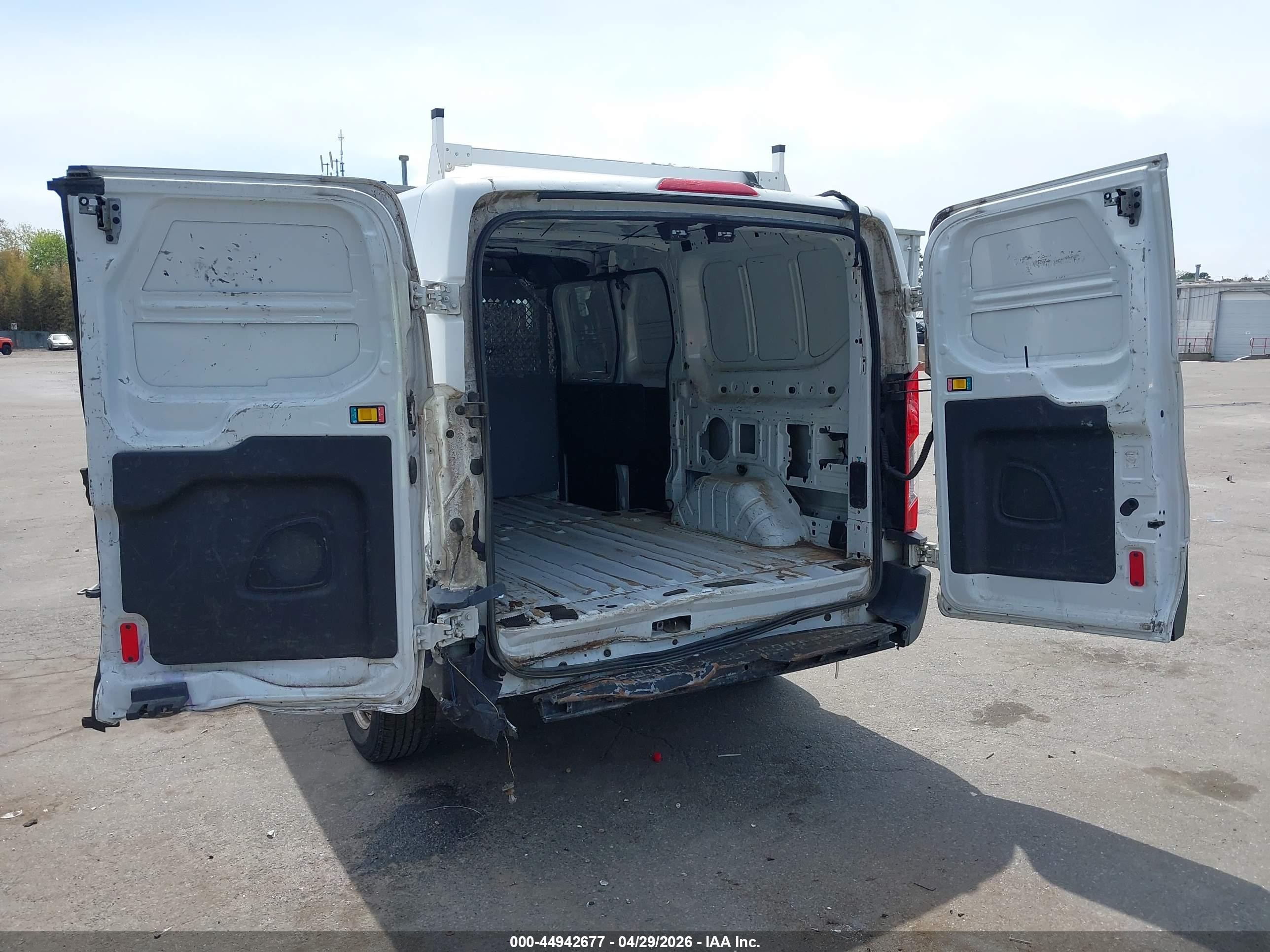 2016 Ford Transit-250 White vin: 1FTYR1ZM9GKA24266
