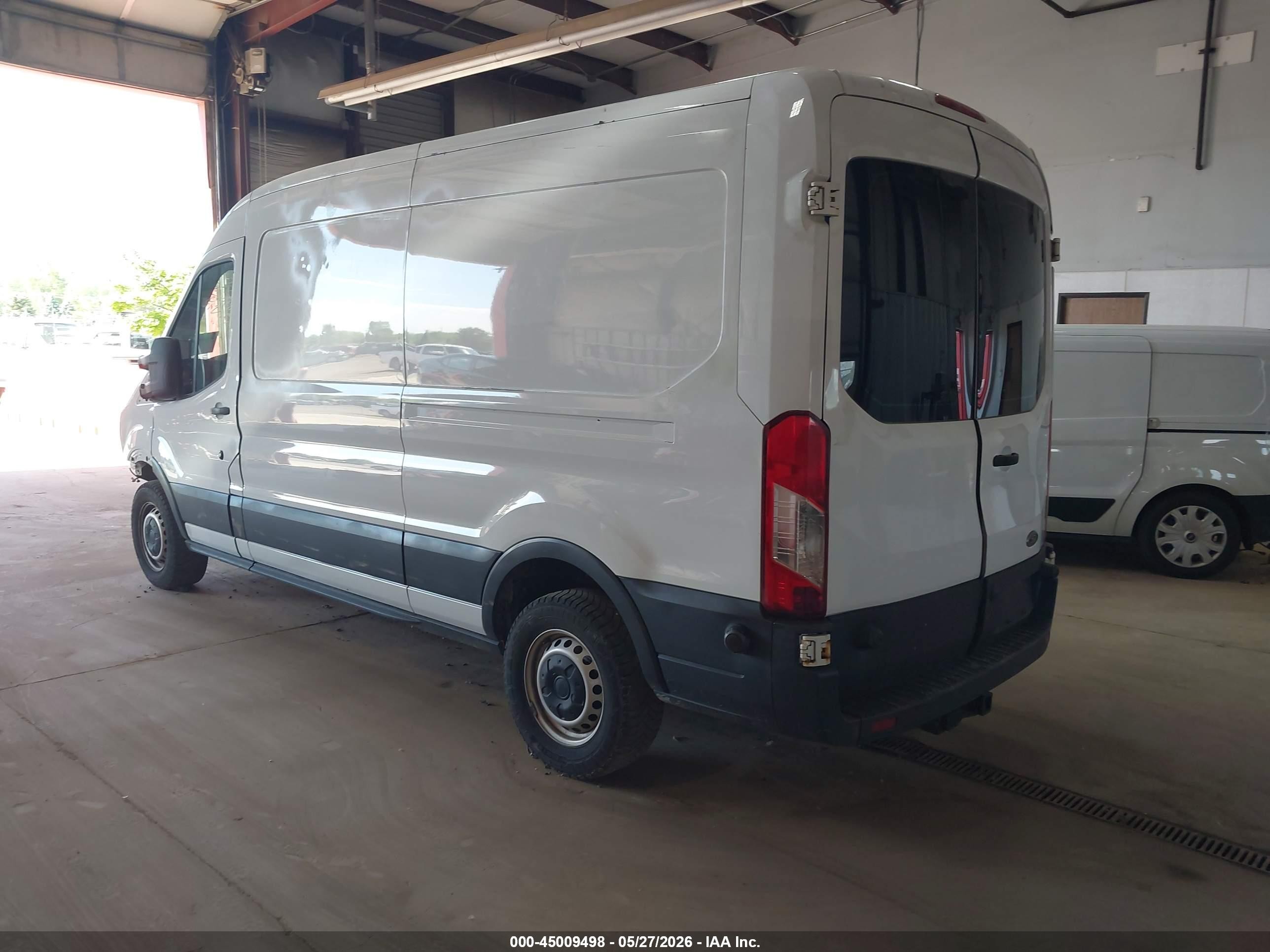 2017 Ford Transit-250   Blue vin: 1FTYR2CG5HKA00590