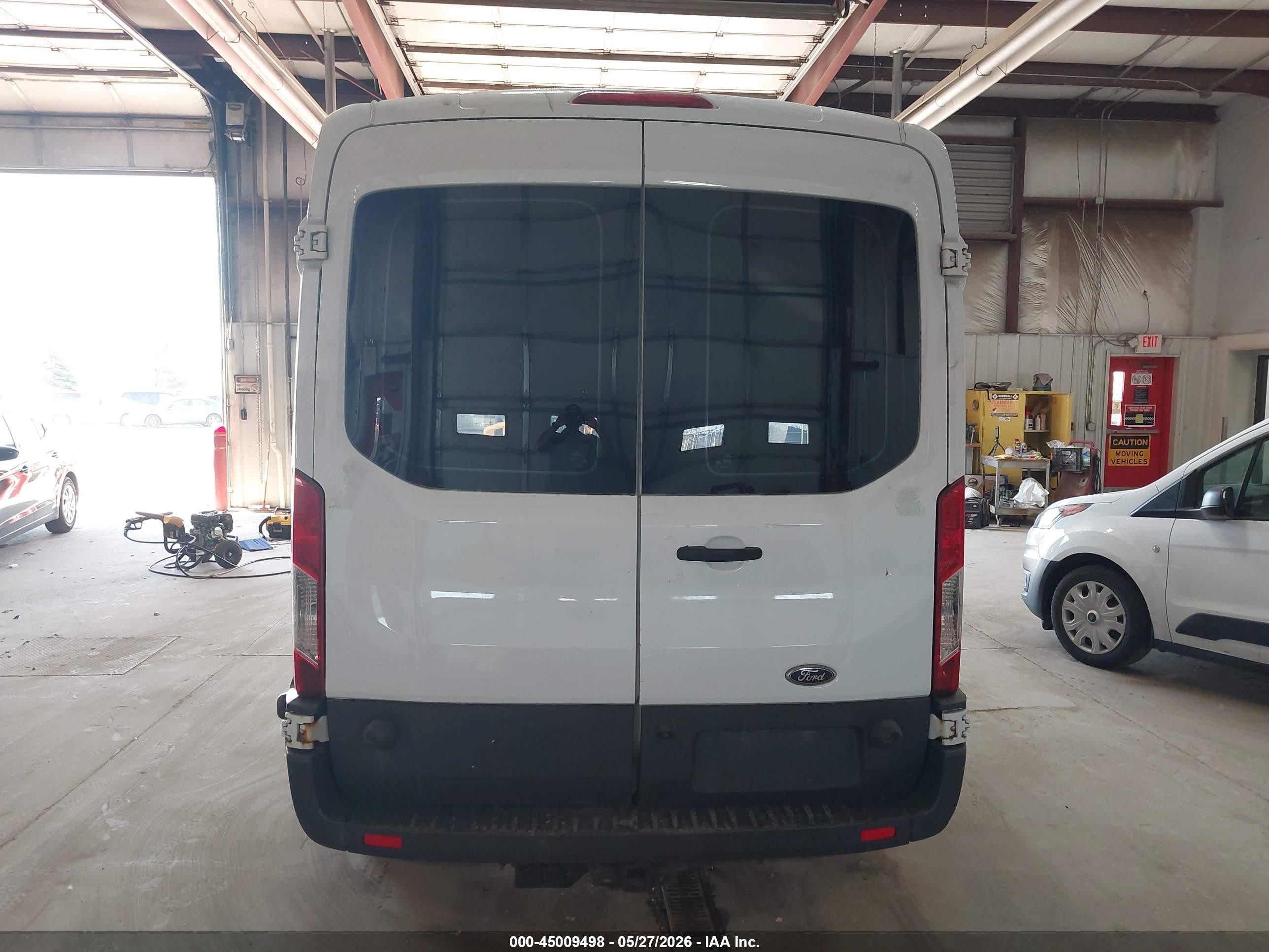 2017 Ford Transit-250   Blue vin: 1FTYR2CG5HKA00590