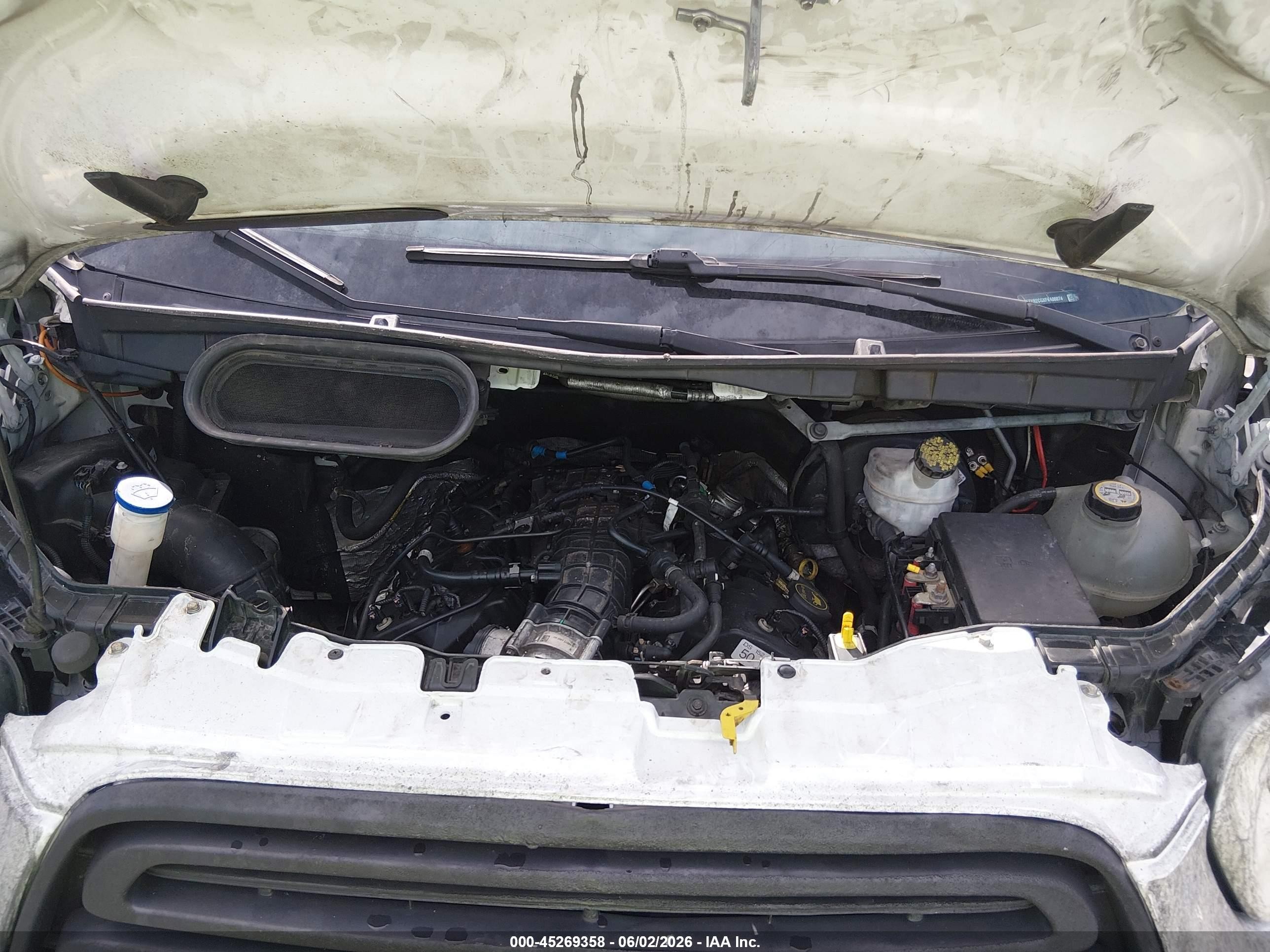 2015 Ford Transit-250   Белый vin: 1FTYR2CGXFKA06074