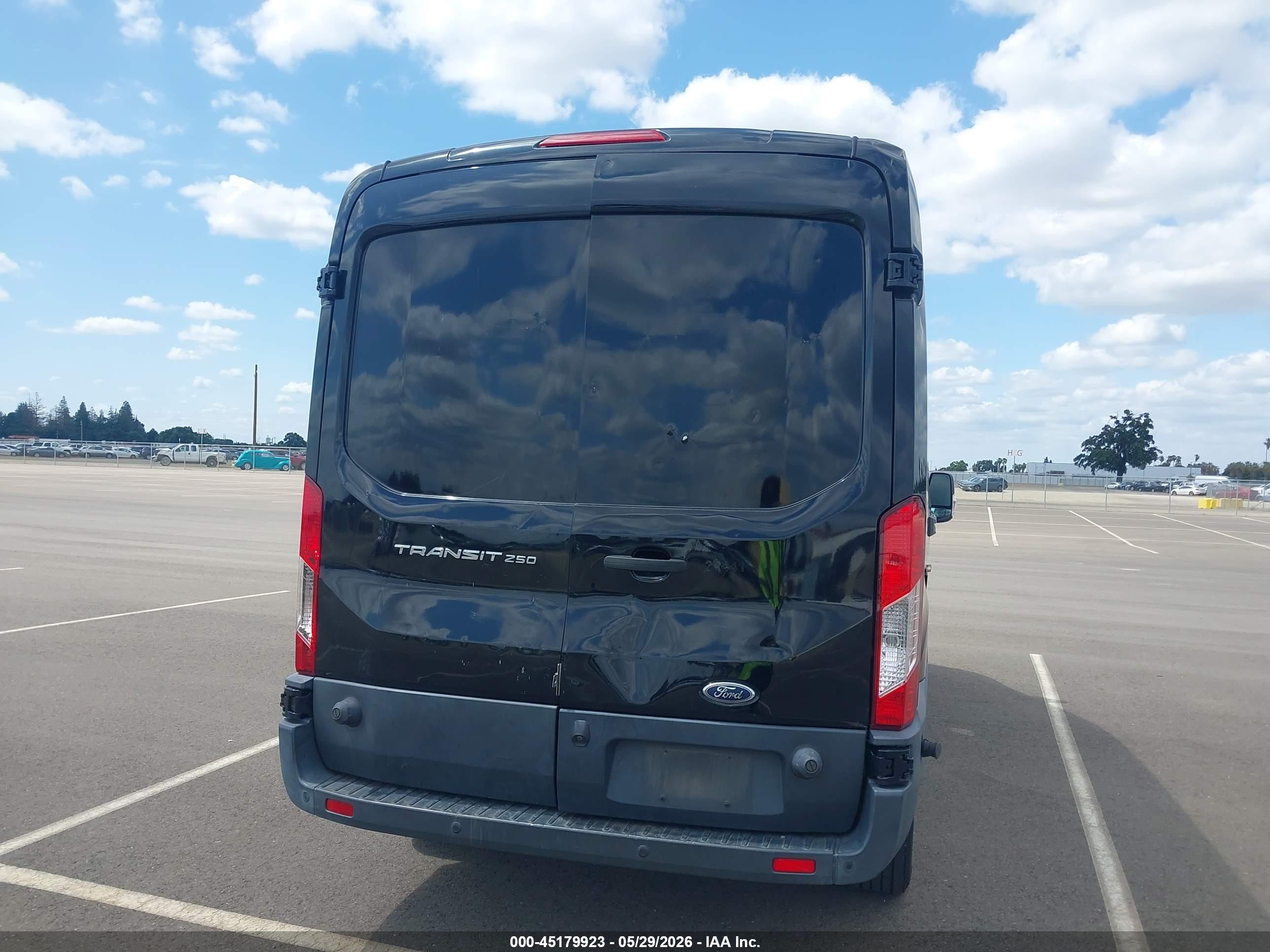 2016 Ford Transit-250   Black vin: 1FTYR2CM4GKB54471