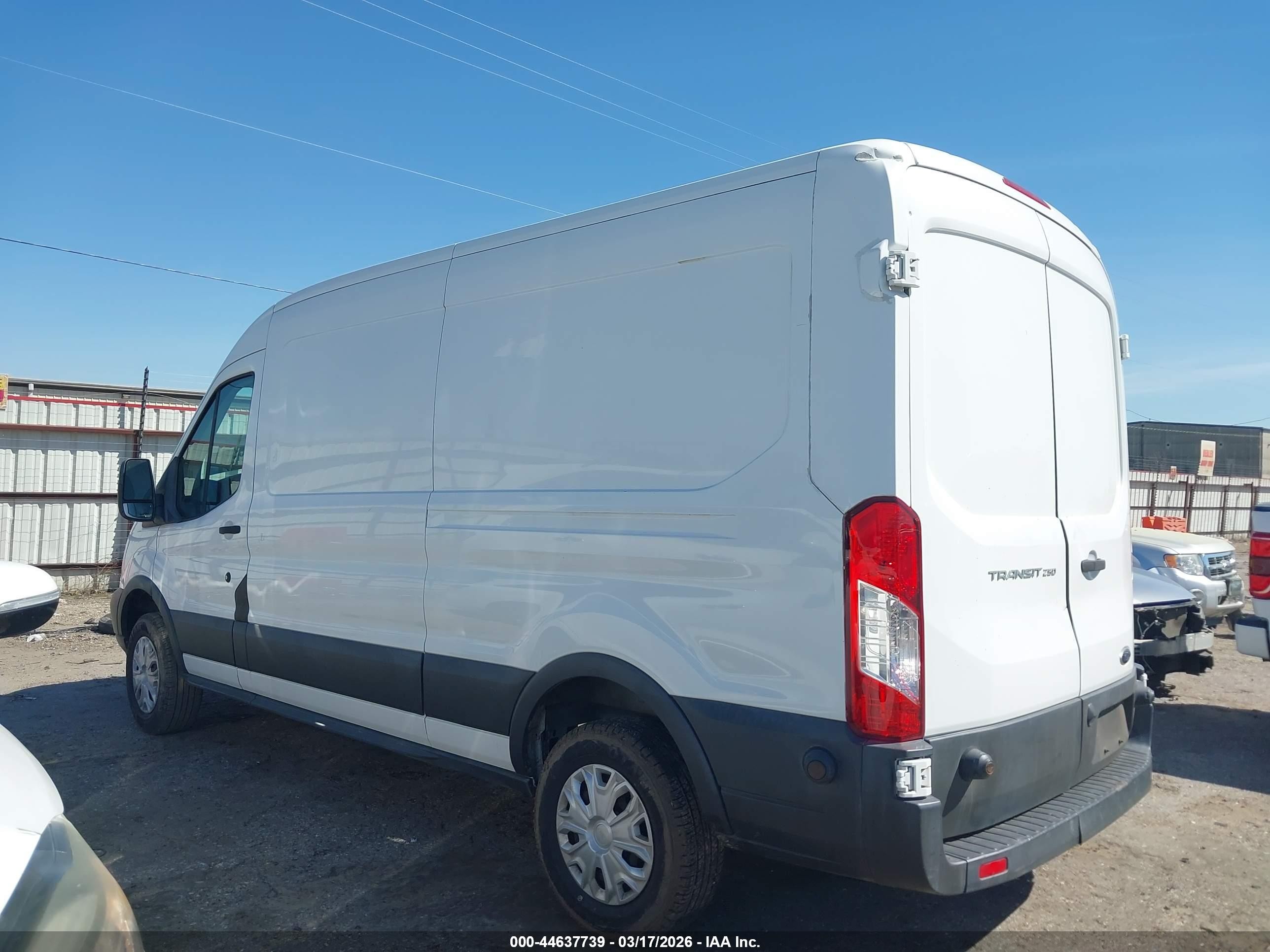 2017 Ford Transit-250   White vin: 1FTYR2CM4HKA54081