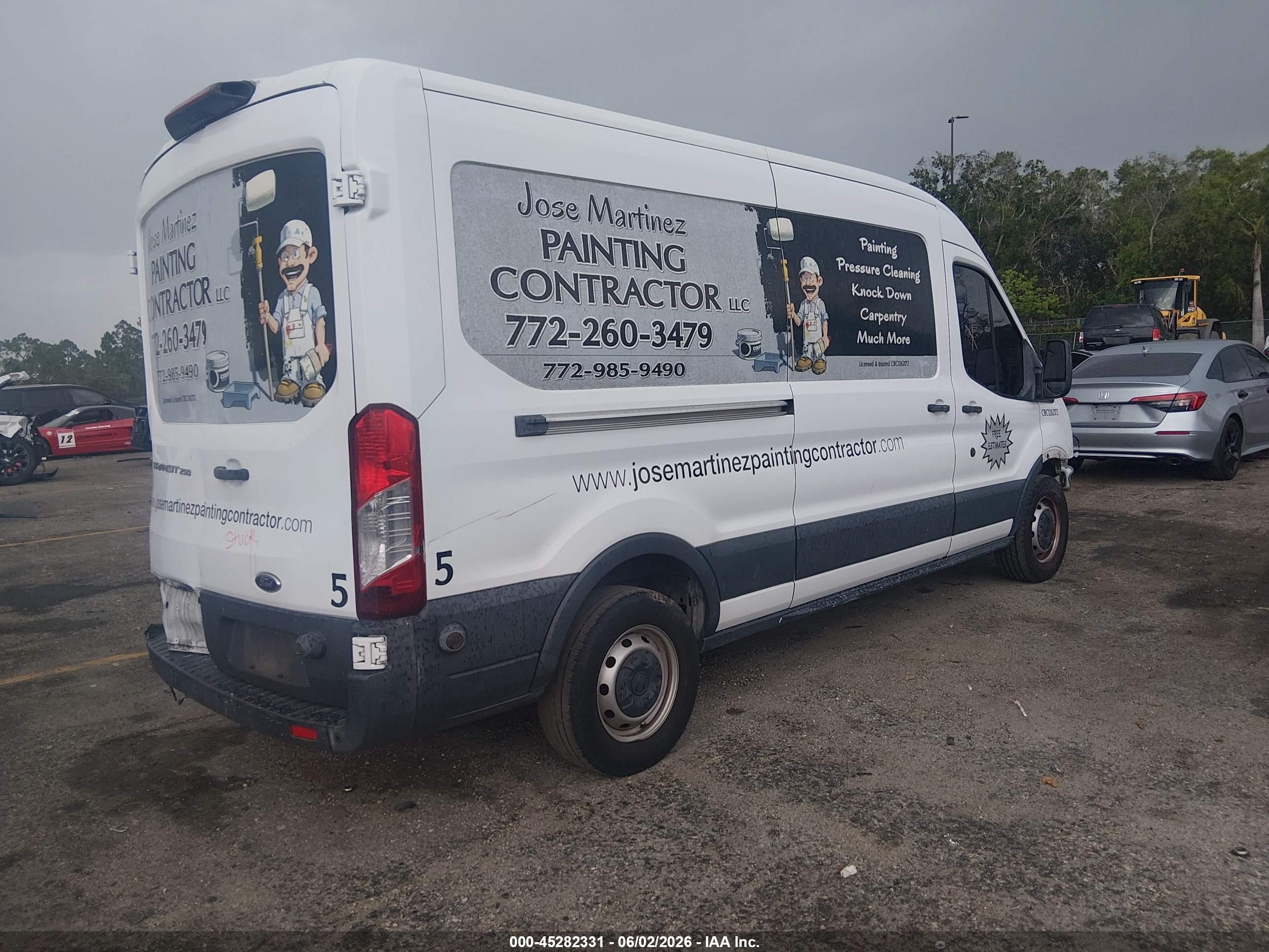 2018 Ford Transit-250   White vin: 1FTYR2CM5JKA77942