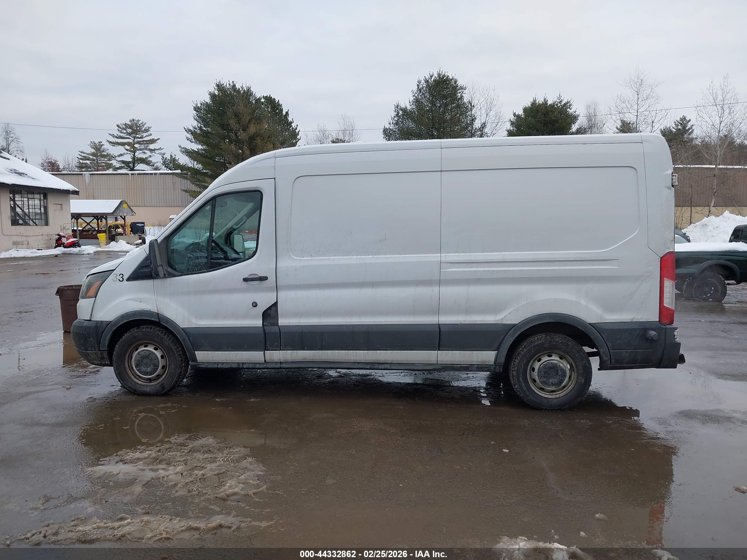 2015 Ford Transit-250   White vin: 1FTYR2CM8FKA75495