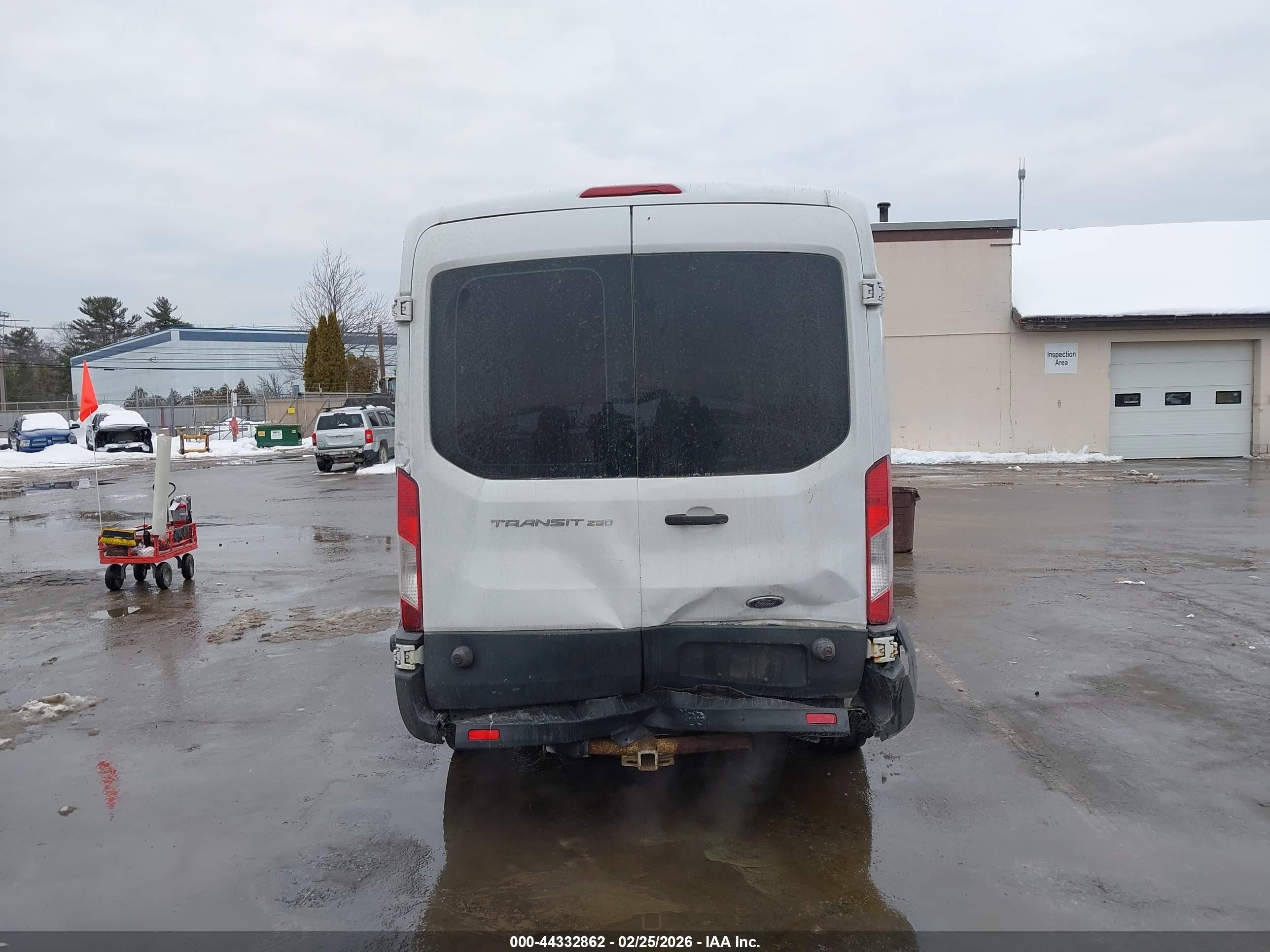 2015 Ford Transit-250   White vin: 1FTYR2CM8FKA75495