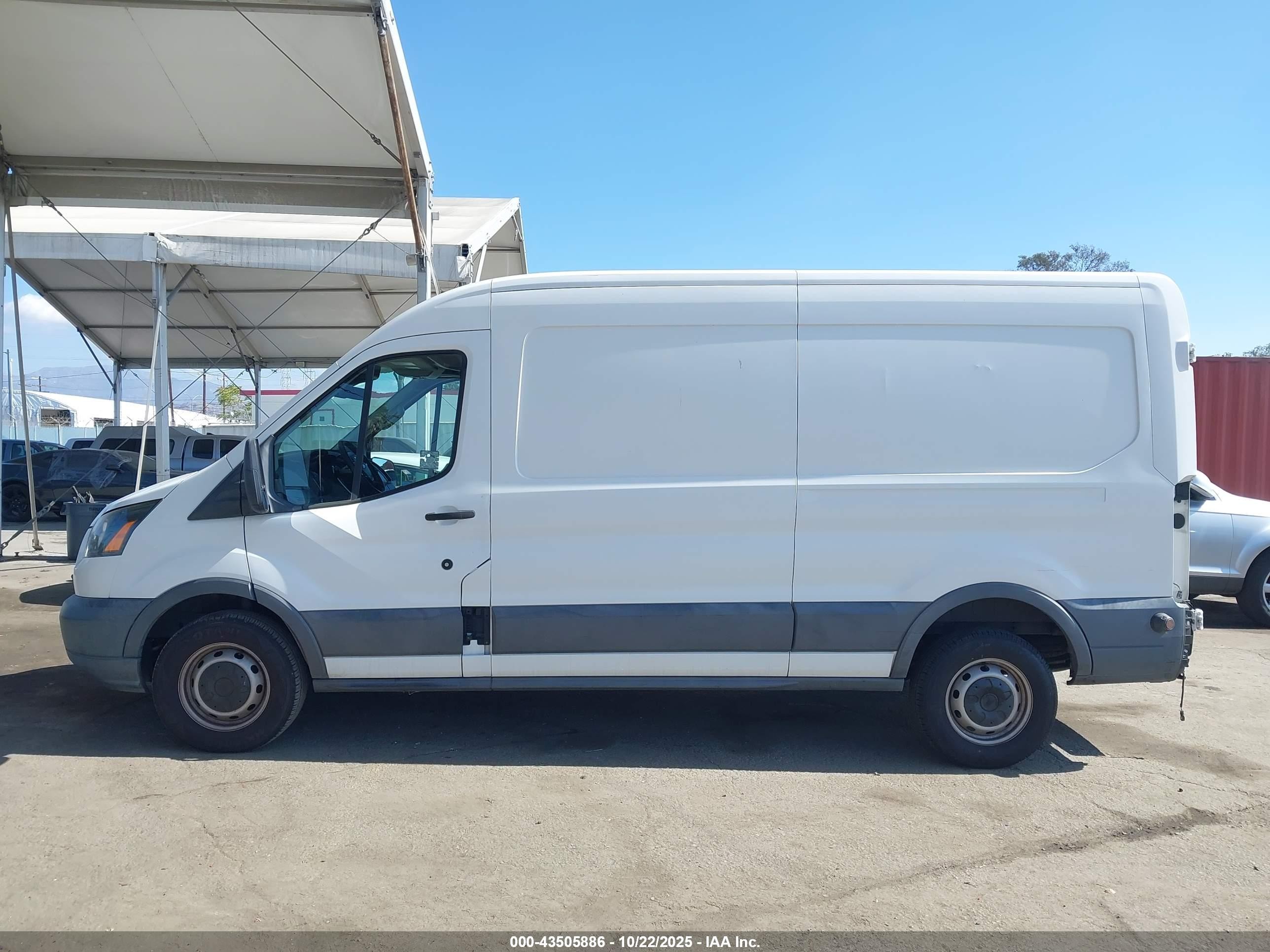 2017 Ford Transit-250   Белый vin: 1FTYR2CM8HKA71854