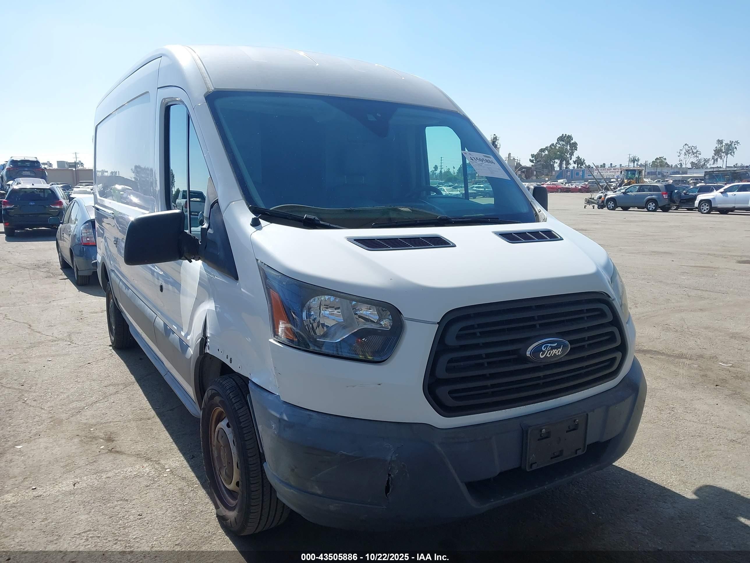 2017 Ford Transit-250   Белый vin: 1FTYR2CM8HKA71854
