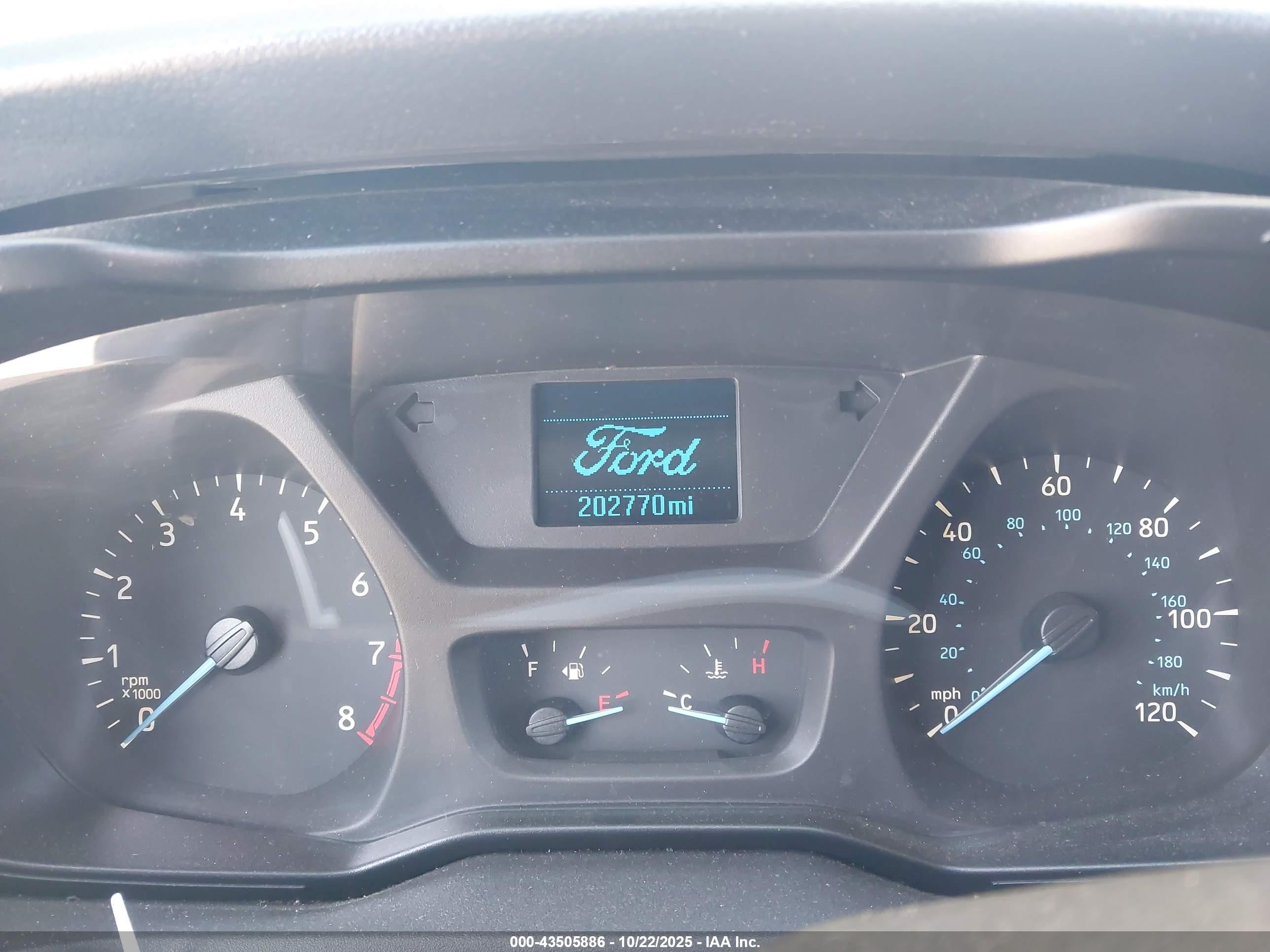 2017 Ford Transit-250   Белый vin: 1FTYR2CM8HKA71854