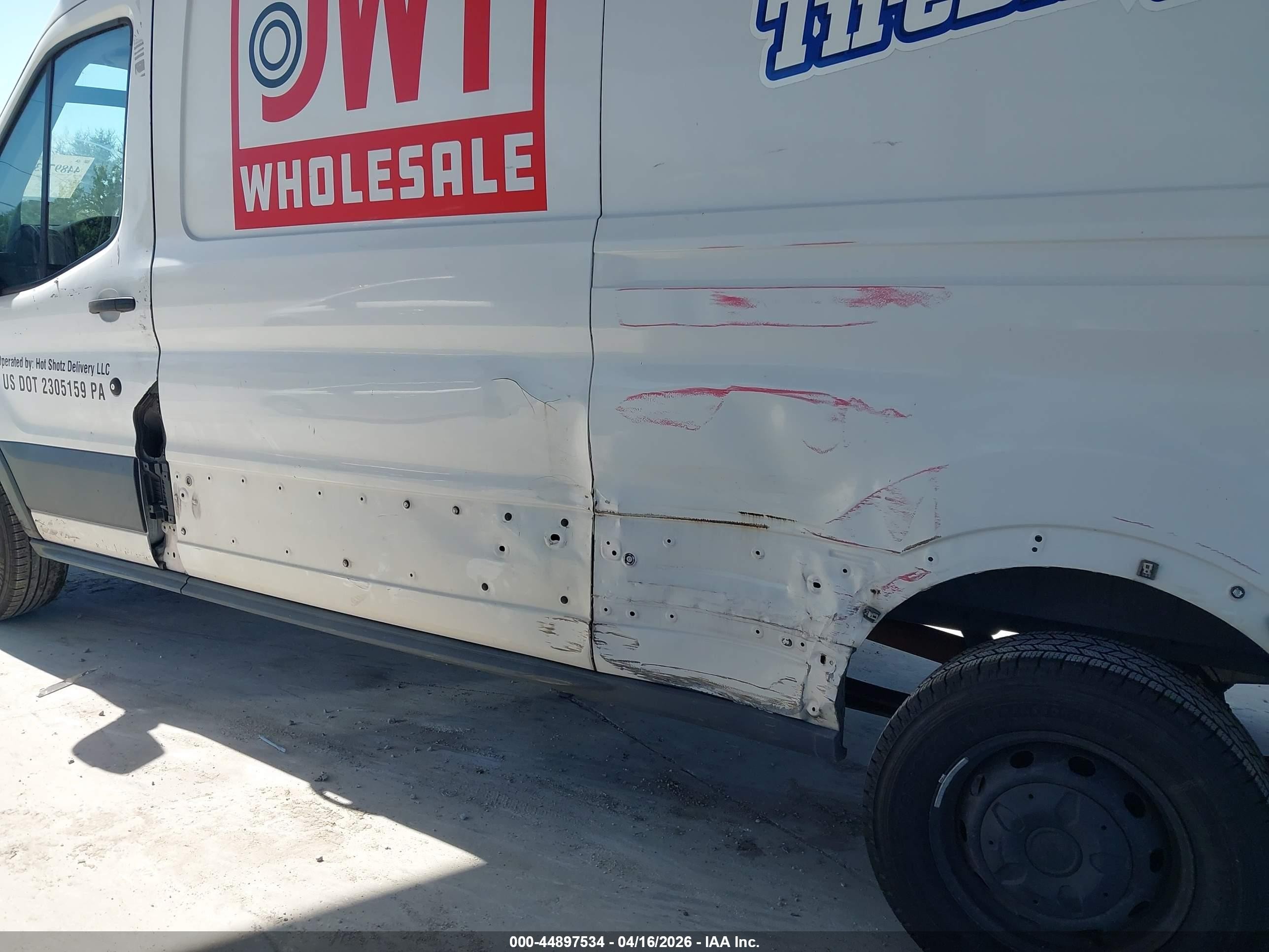 2018 Ford Transit-250   White vin: 1FTYR2CMXJKA72168