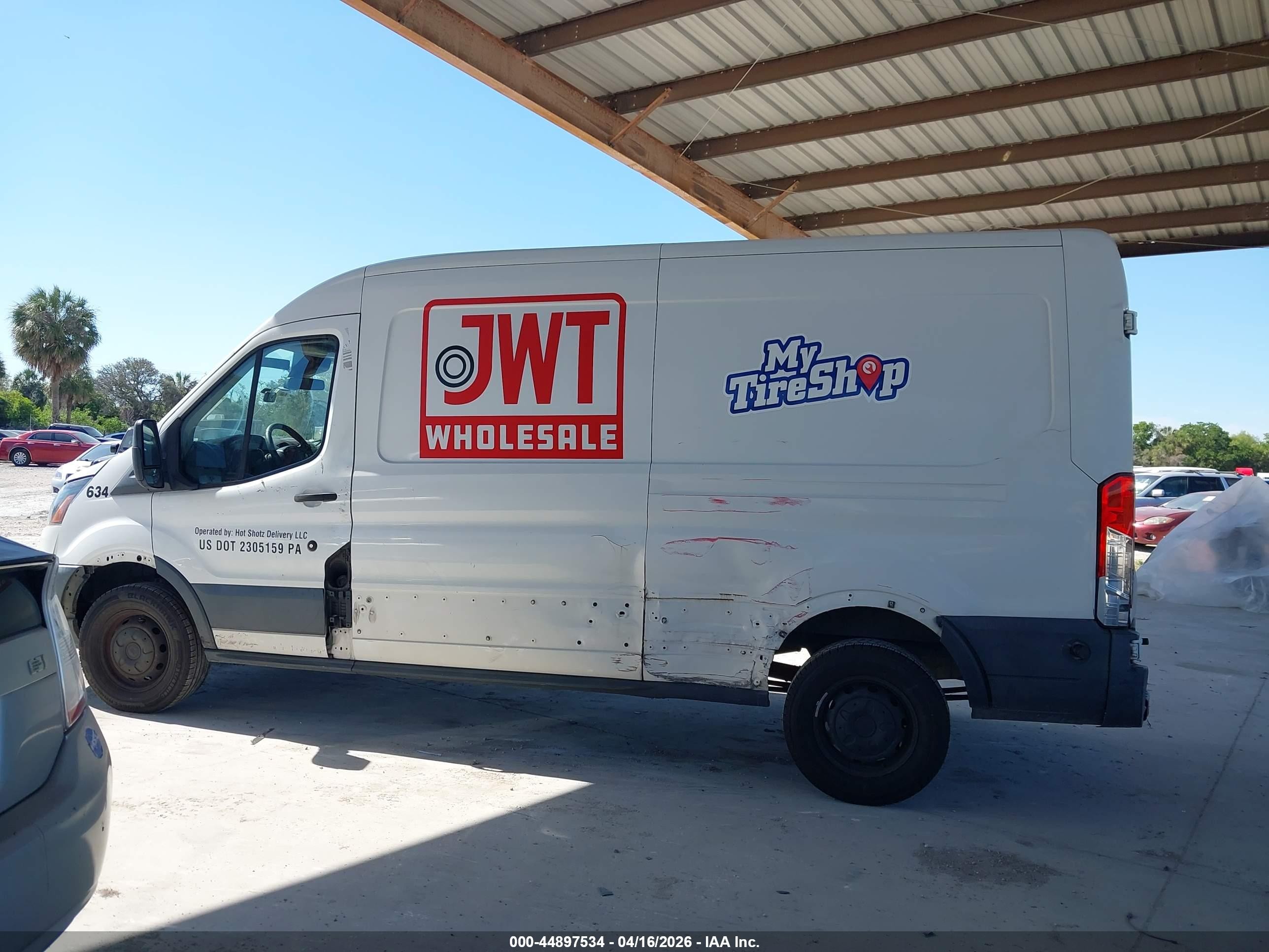2018 Ford Transit-250   White vin: 1FTYR2CMXJKA72168