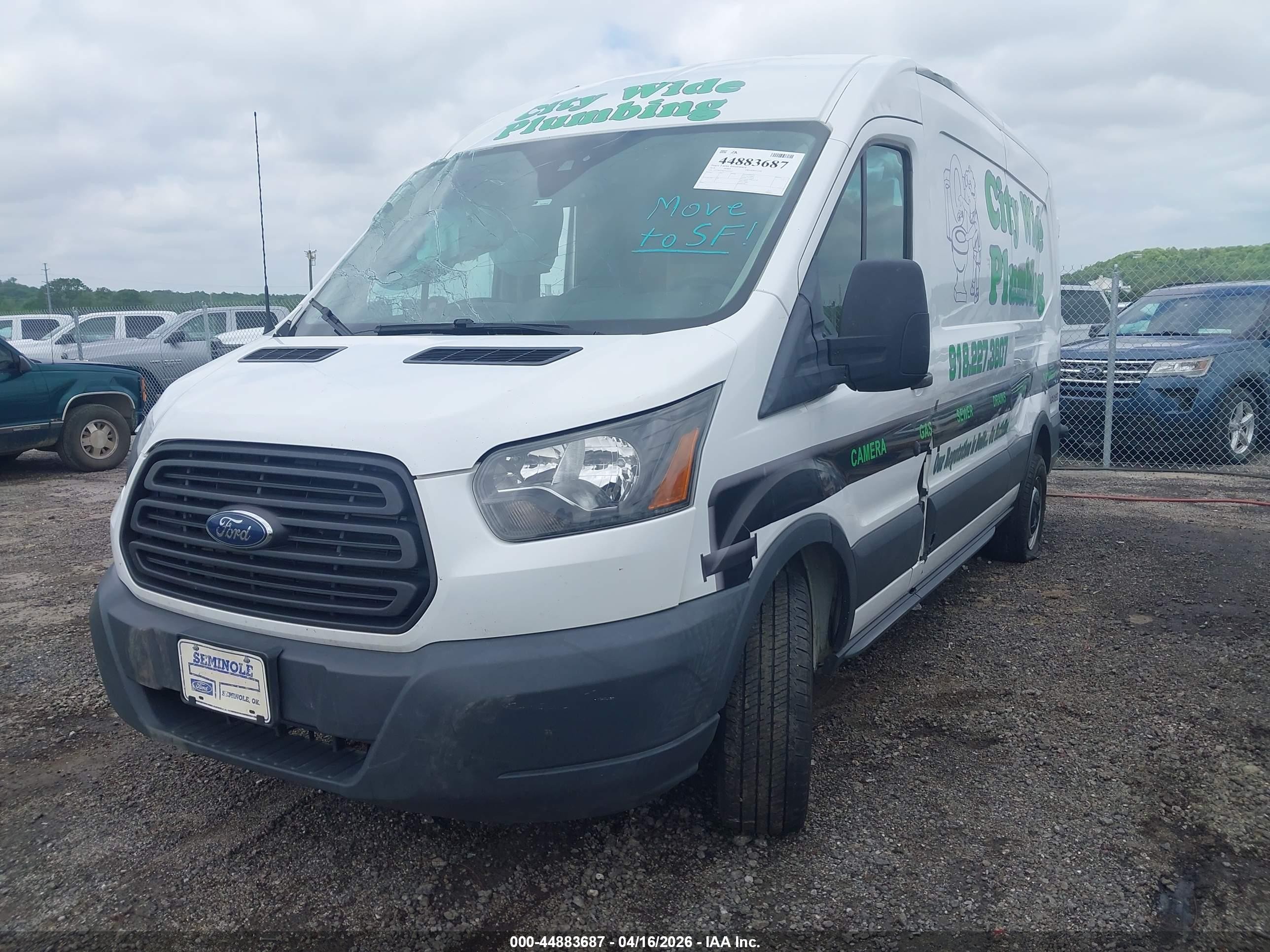2018 Ford Transit-250   White vin: 1FTYR2CMXJKB40761