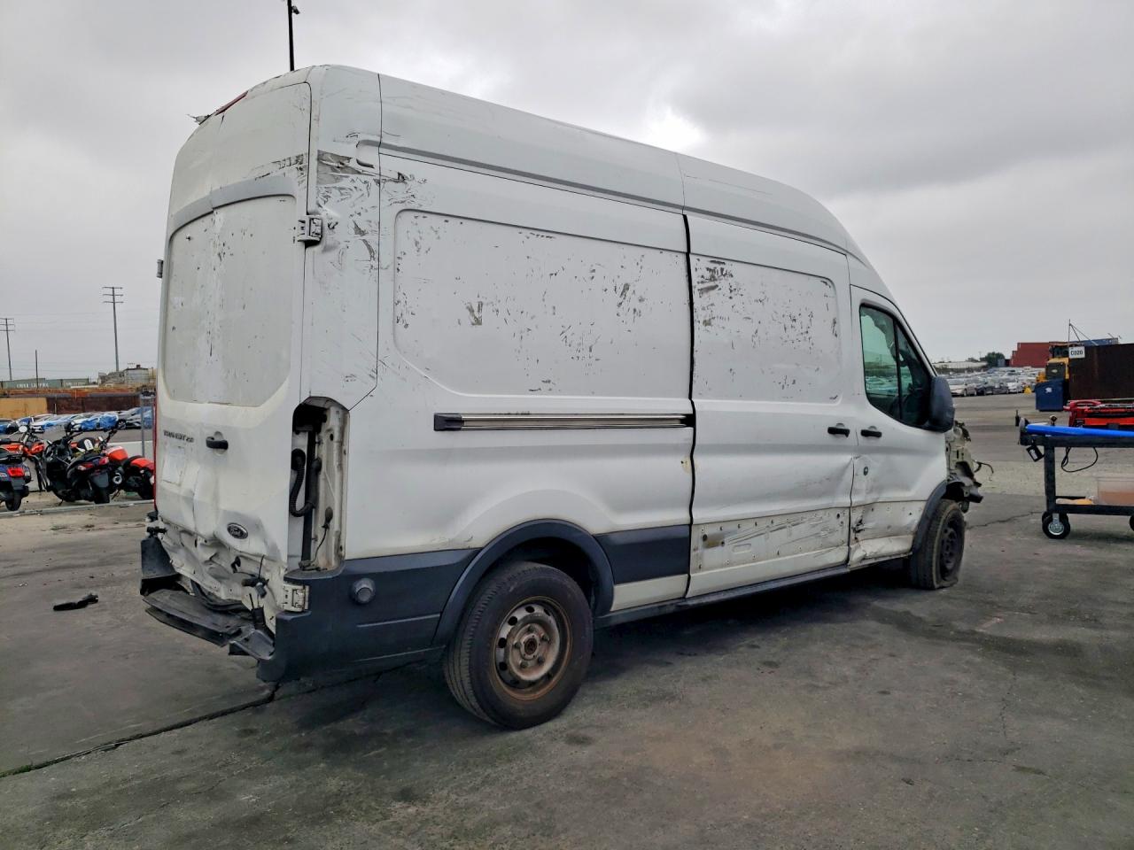 2015 Ford Transit T-250 White vin: 1FTYR2XMXFKA99999