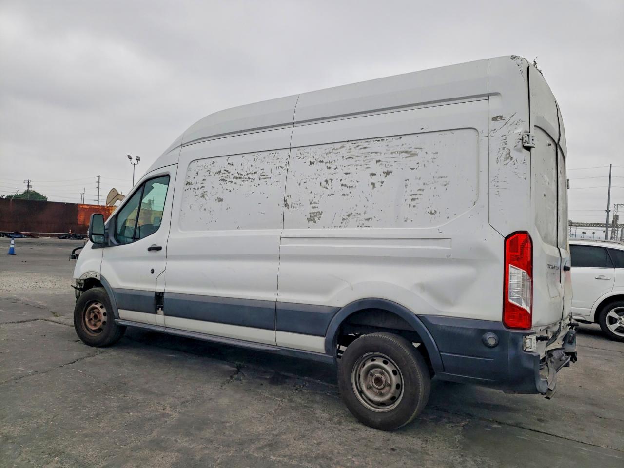 2015 Ford Transit T-250 White vin: 1FTYR2XMXFKA99999