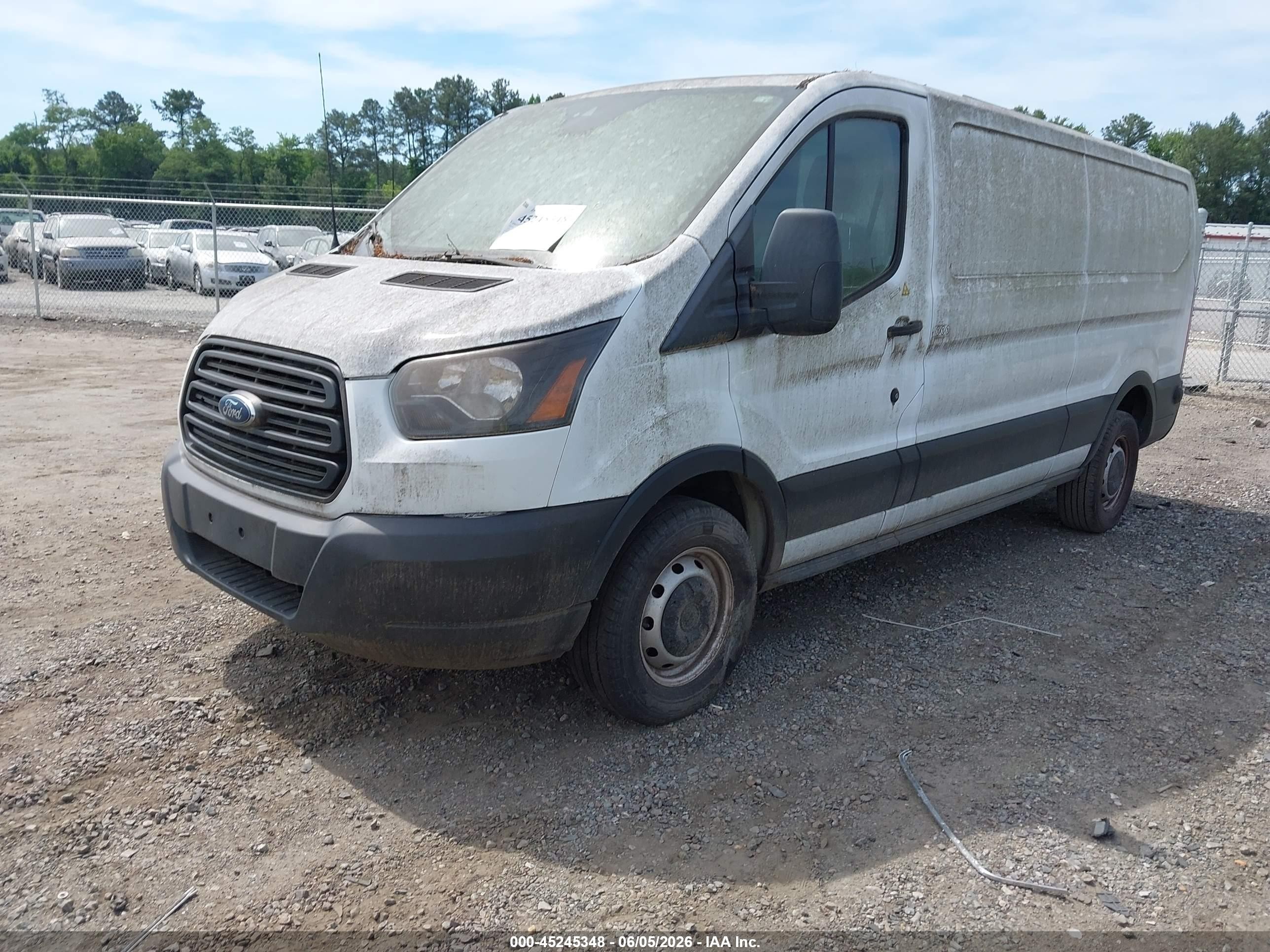 2019 Ford Transit-250 White vin: 1FTYR2YM0KKA14015