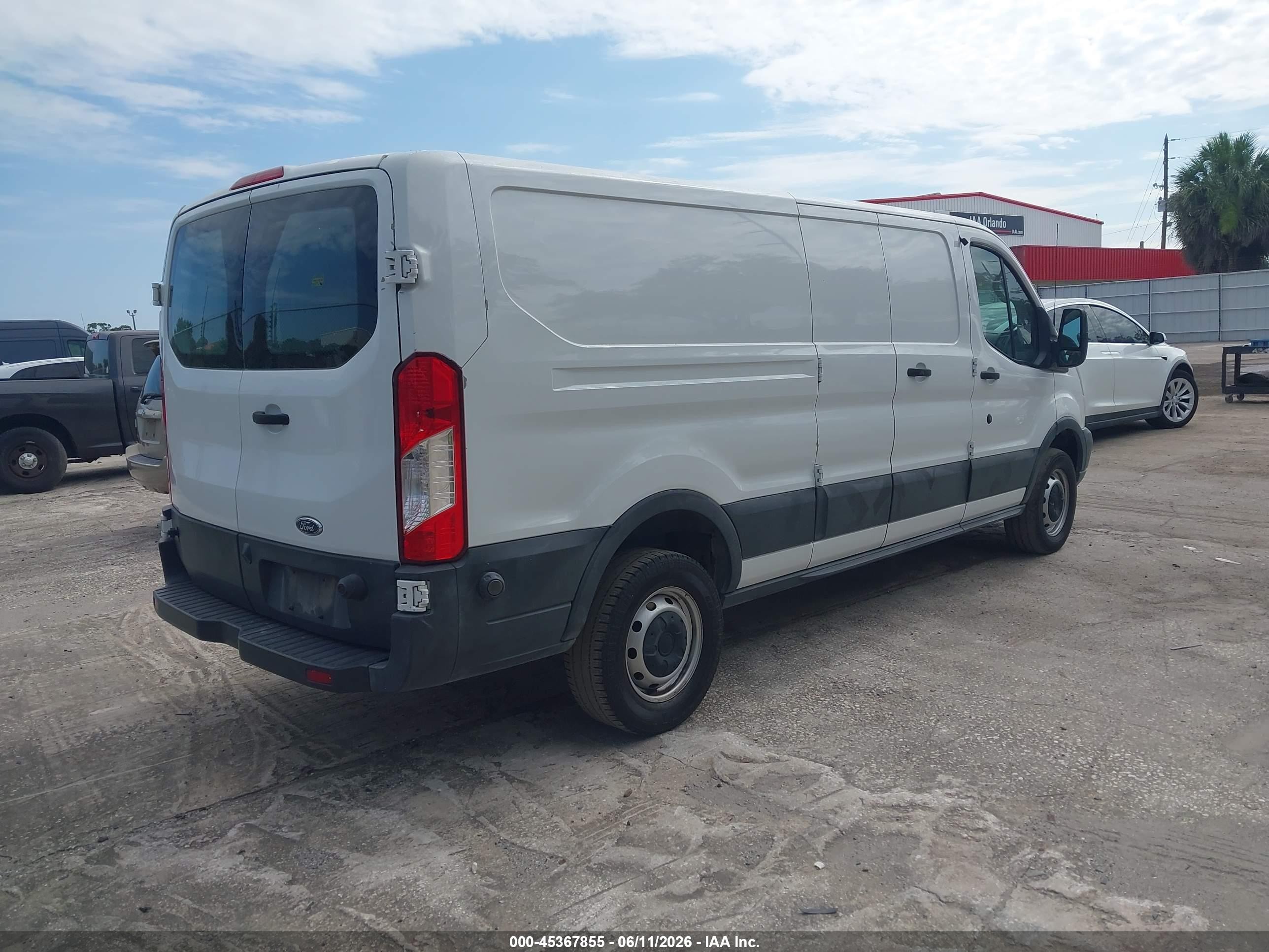 2016 Ford Transit-250 White vin: 1FTYR2ZM3GKB47468