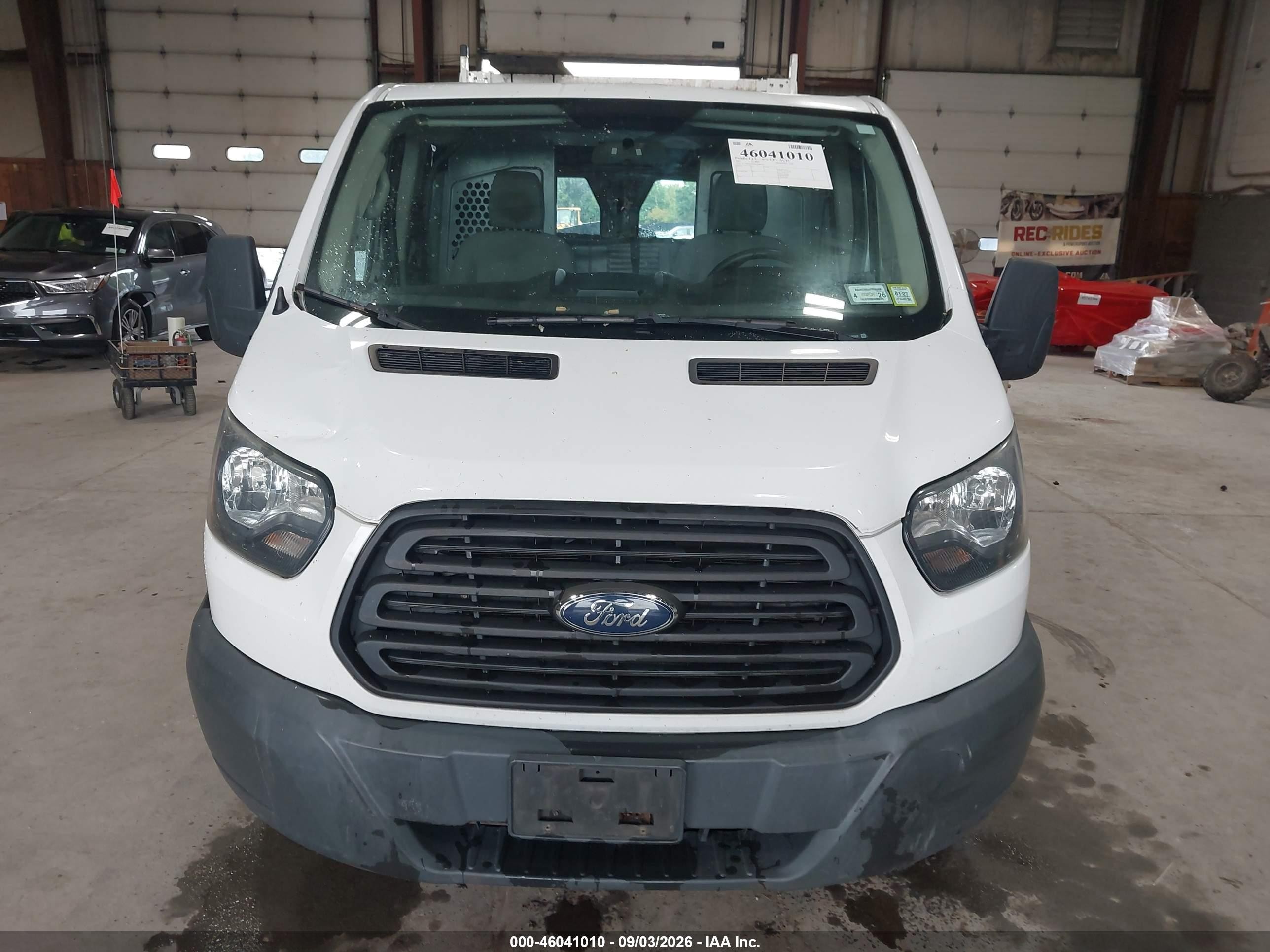 2015 Ford Transit-250   White vin: 1FTYR2ZMXFKA86814