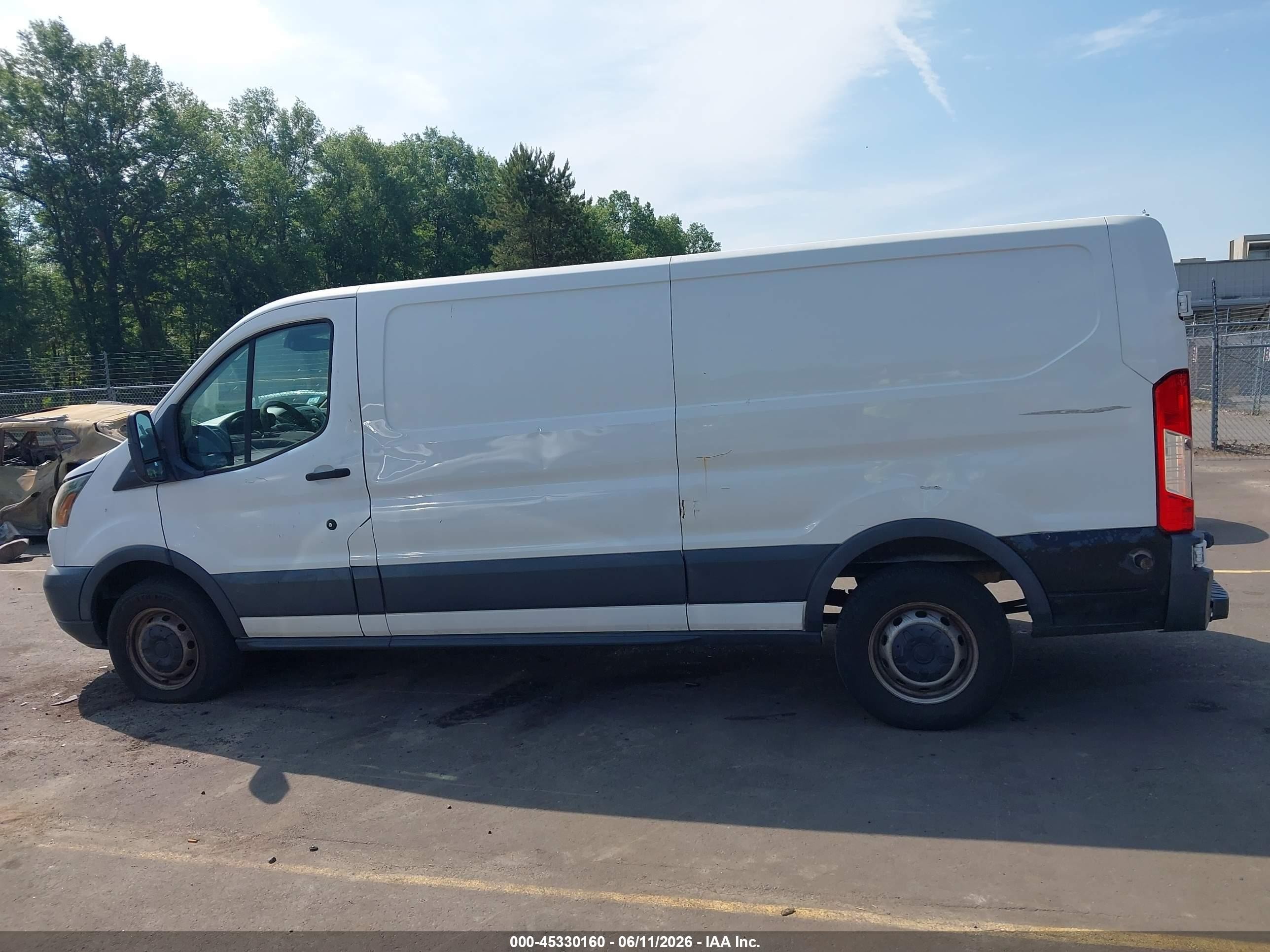 2017 Ford Transit-250   Белый vin: 1FTYR2ZMXHKB14243