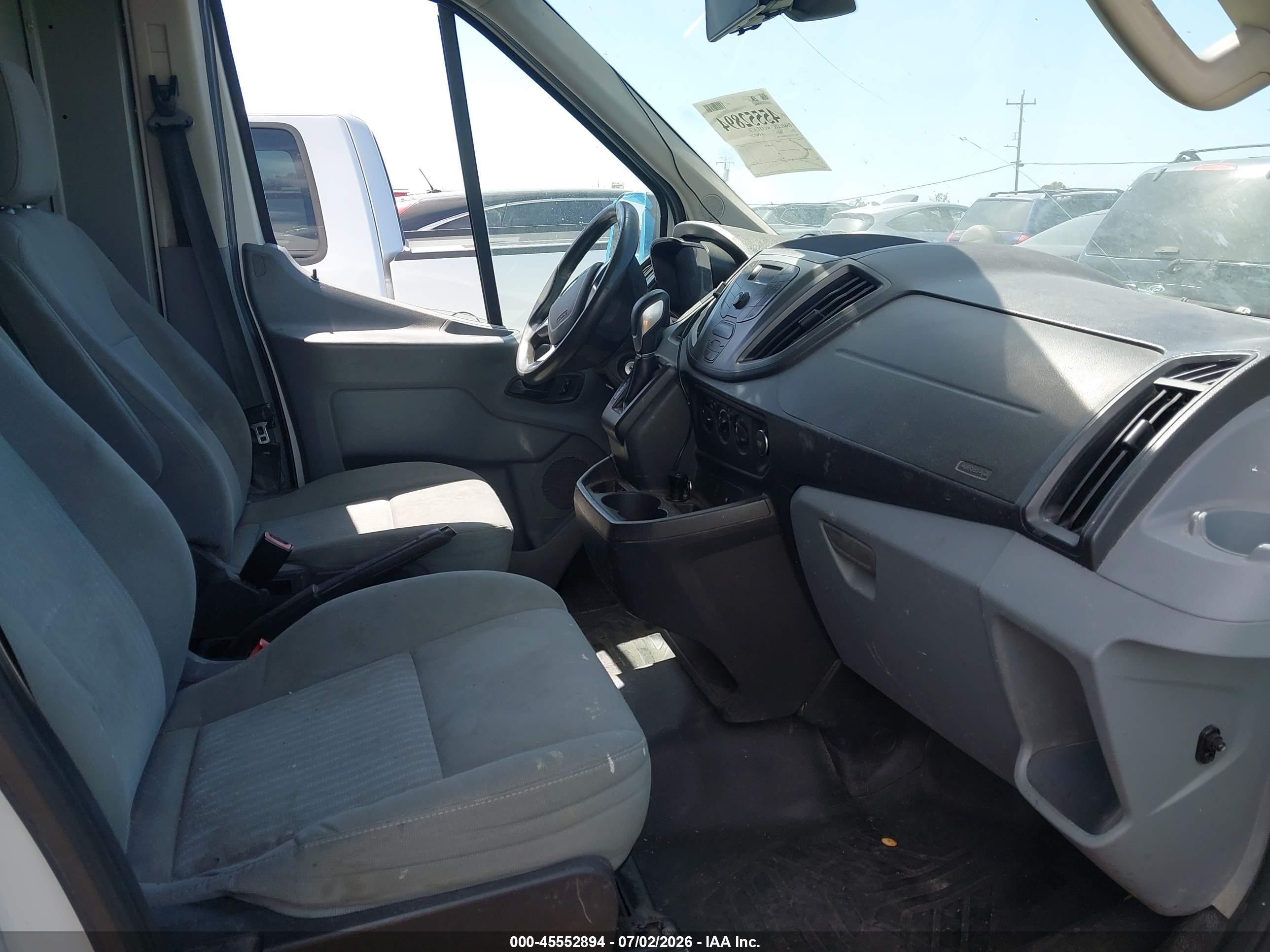 2015 Ford Transit-250   White vin: 1FTYR3XV0FKA15784