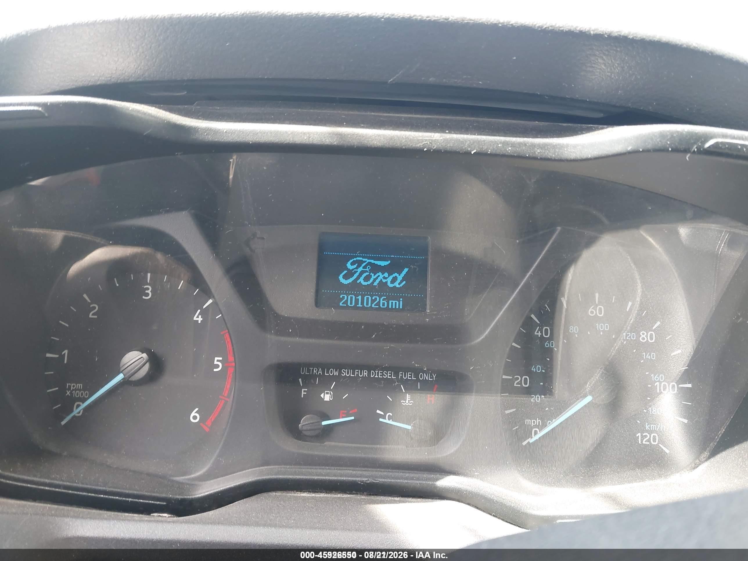 2015 Ford Transit-250   White vin: 1FTYR3XV0FKA15784