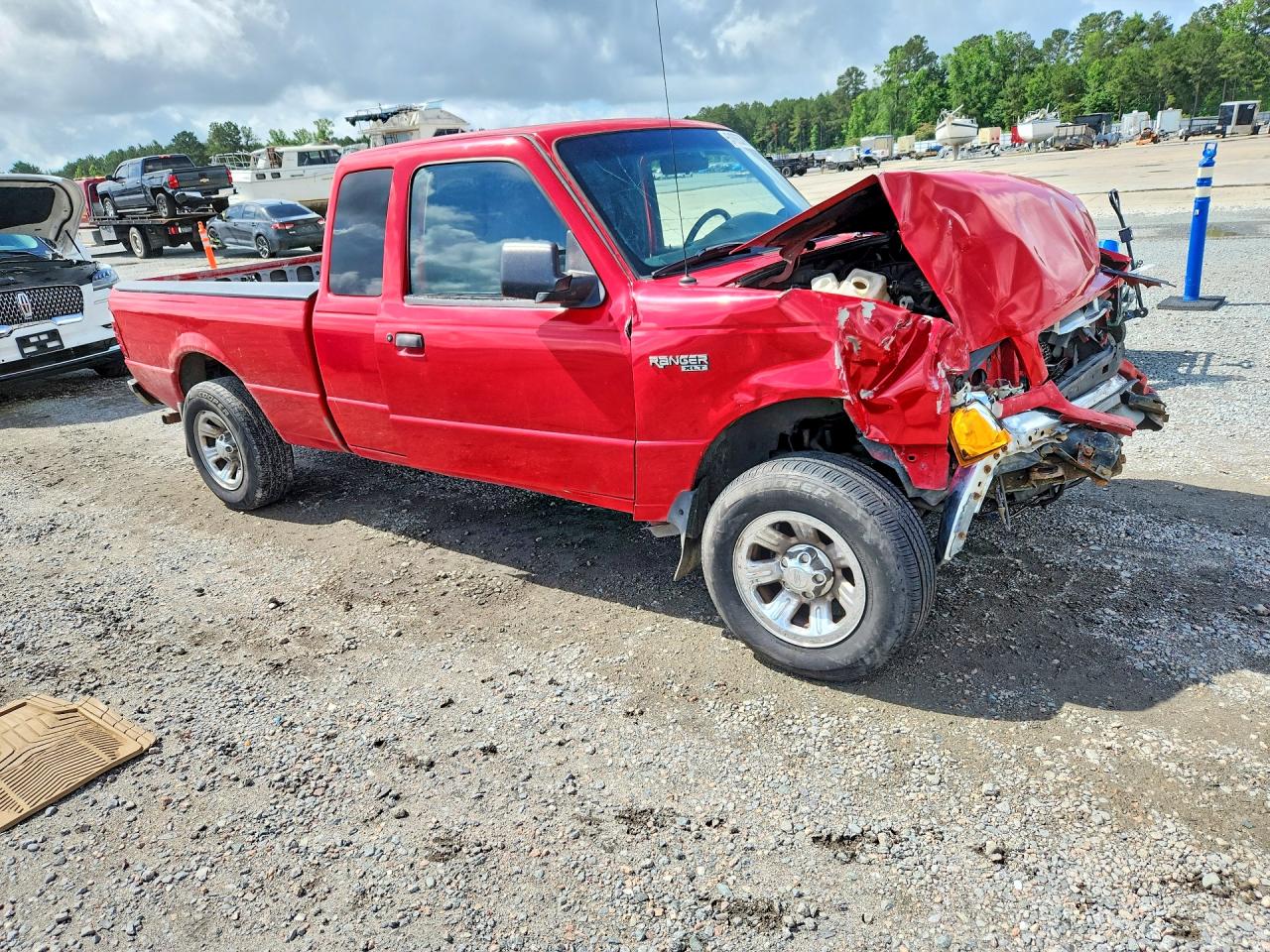 2002 Ford Ranger Super Cab Red vin: 1FTYR44E02TA73599