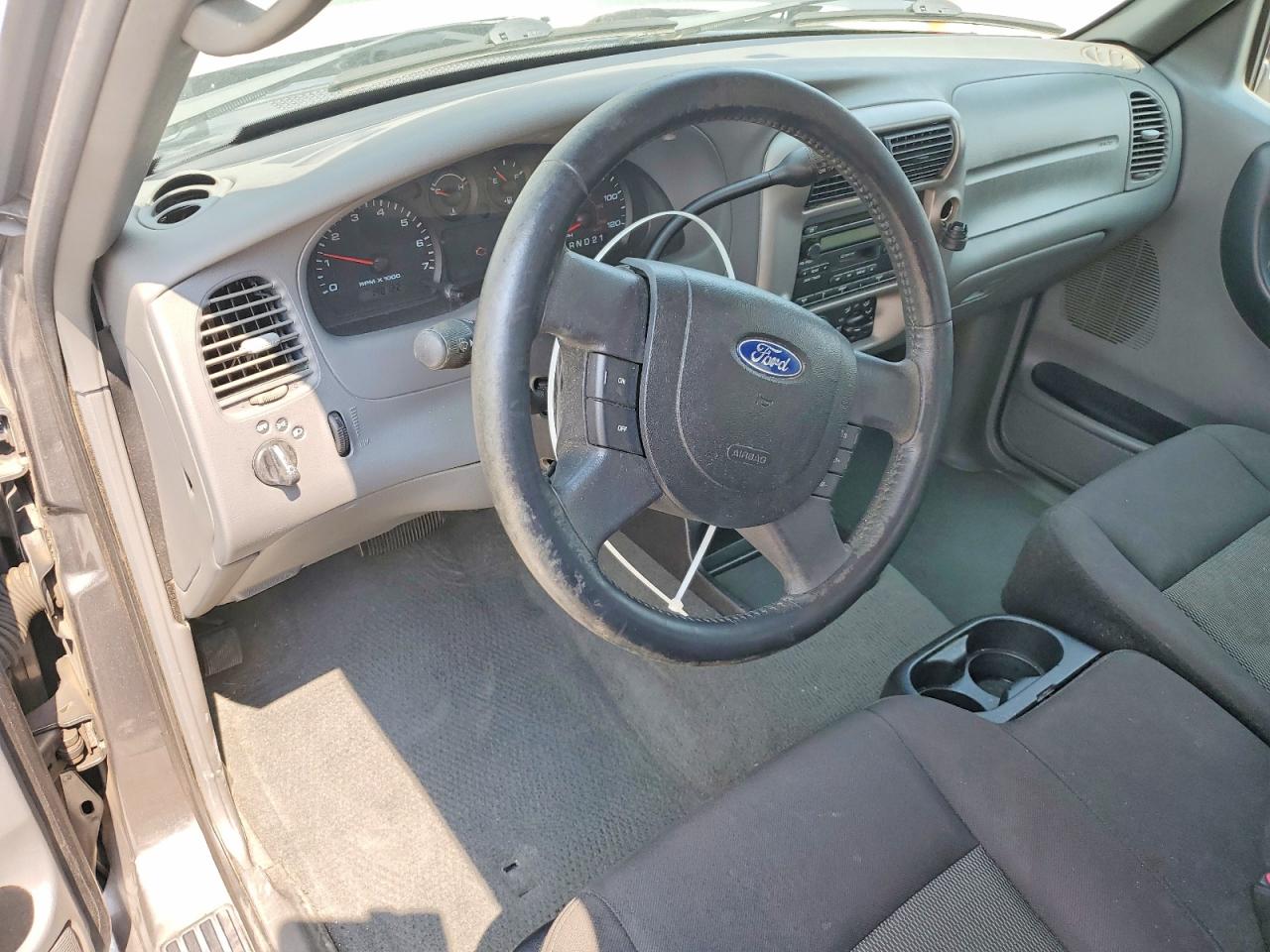 2004 Ford Ranger Super Cab Gray vin: 1FTYR44E04PA56832