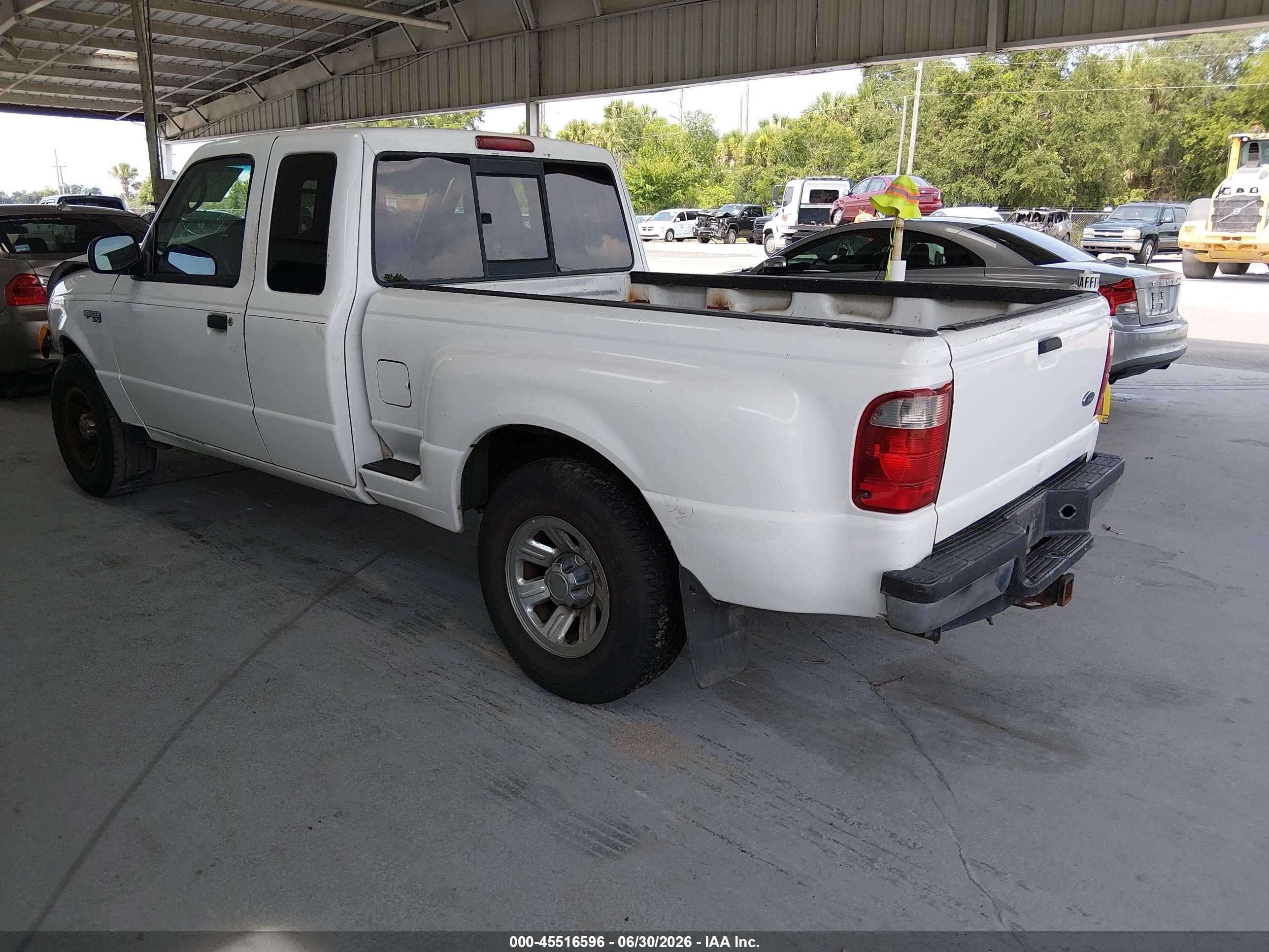 2004 Ford Ranger Xlt White vin: 1FTYR44E24PA64107