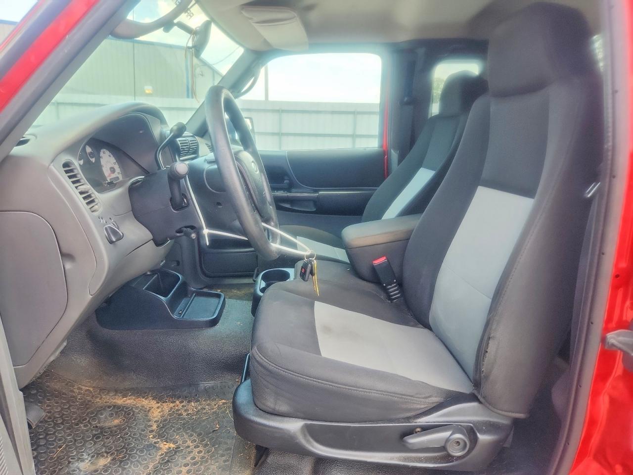 2006 Ford Ranger Super Cab Red vin: 1FTYR44E26PA41400