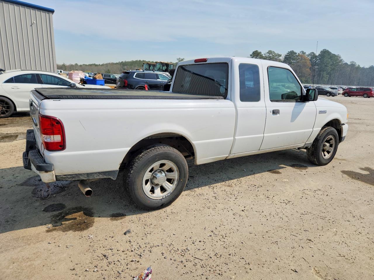 2008 Ford Ranger Super Cab White vin: 1FTYR44E38PA11115