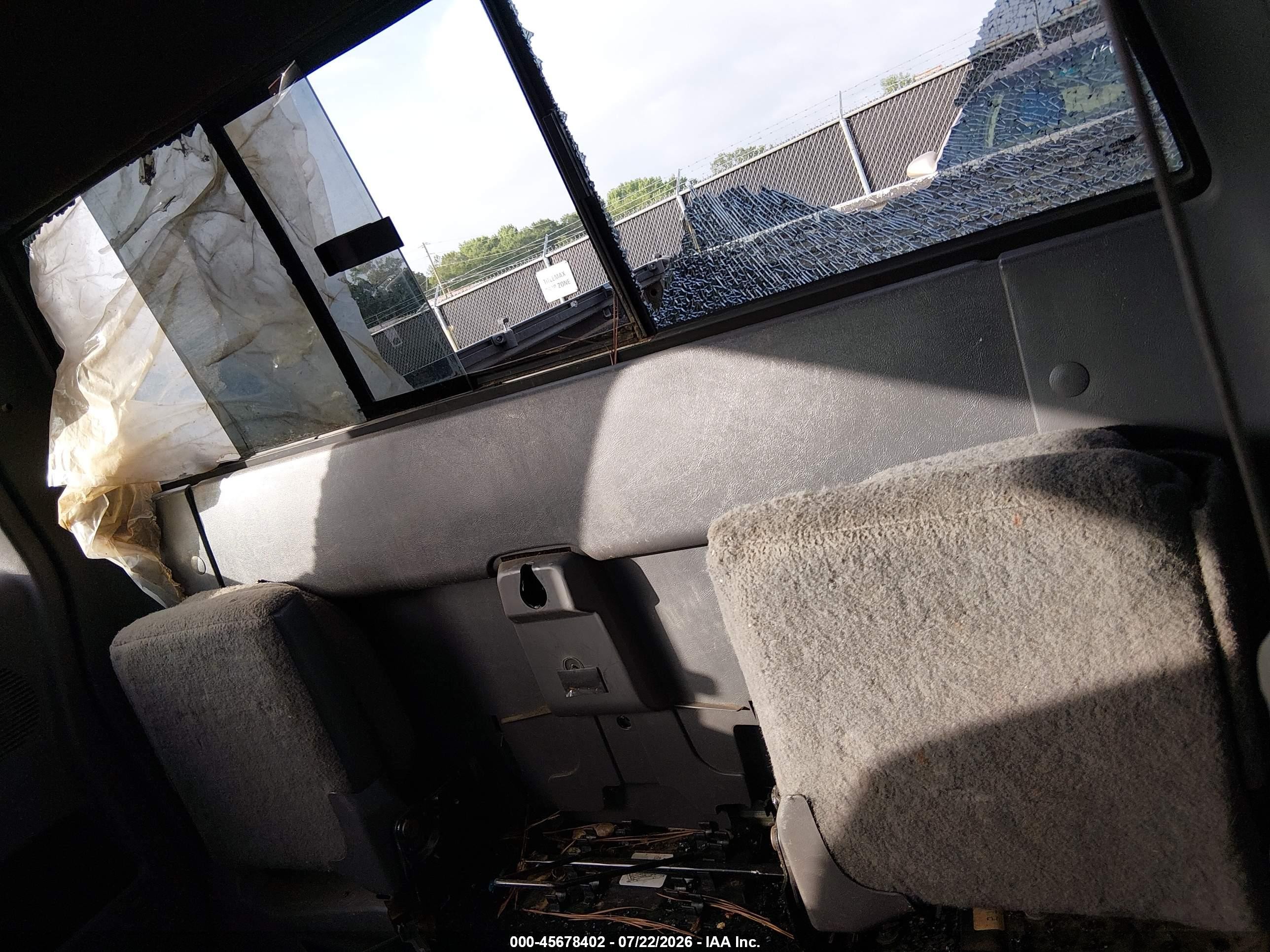 2002 Ford Ranger Xlt Silver vin: 1FTYR44E42TA65733