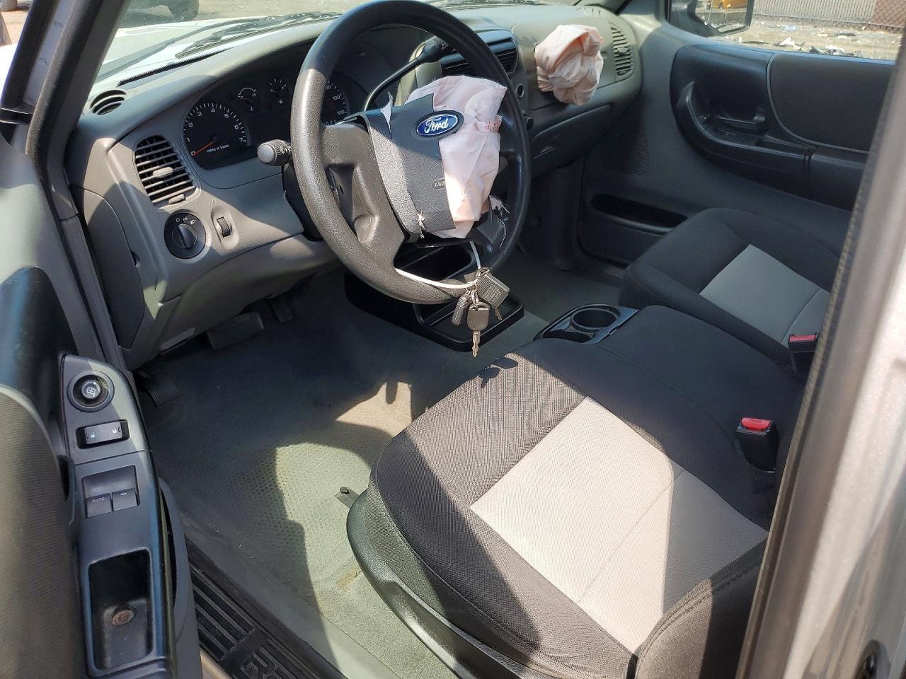 2008 Ford Ranger Super Cab Silver vin: 1FTYR44E48PA84199