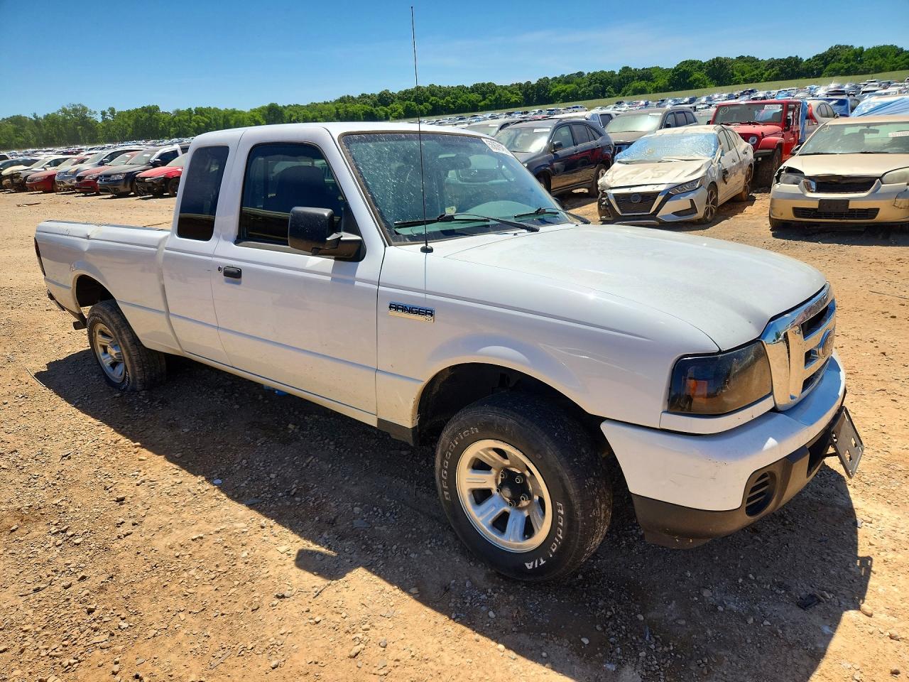 2009 Ford Ranger Super Cab White vin: 1FTYR44E49PA58588