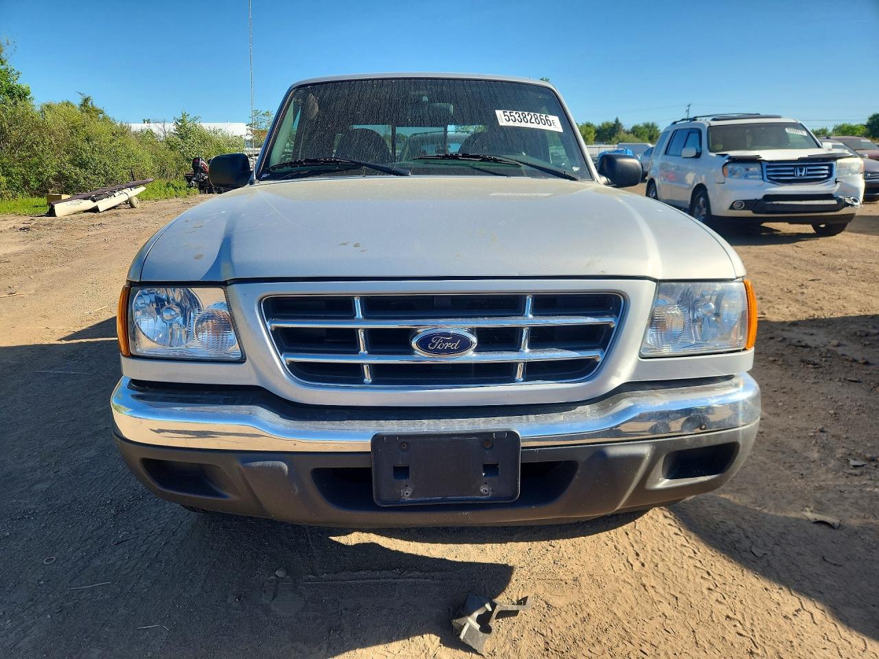 2002 Ford Ranger Super Cab Silver vin: 1FTYR44E52PB16052