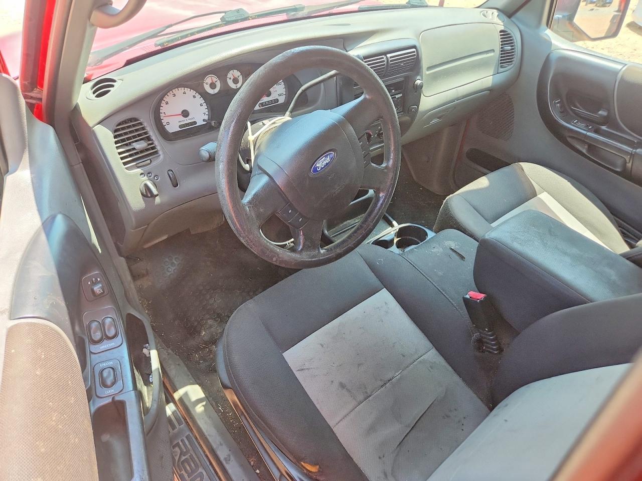 2006 Ford Ranger Super Cab Red vin: 1FTYR44E56PA37602