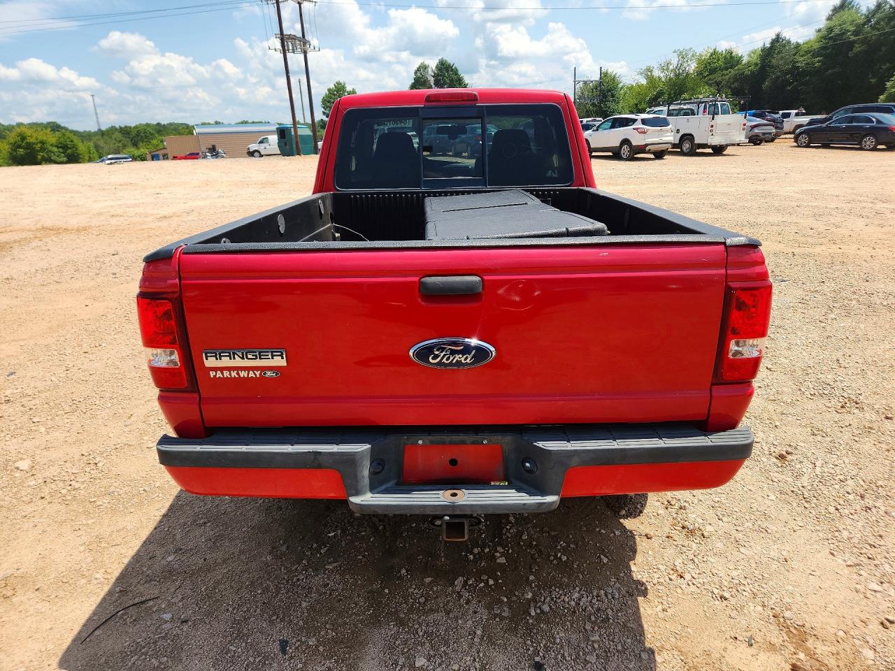 2006 Ford Ranger Super Cab Red vin: 1FTYR44E56PA37602
